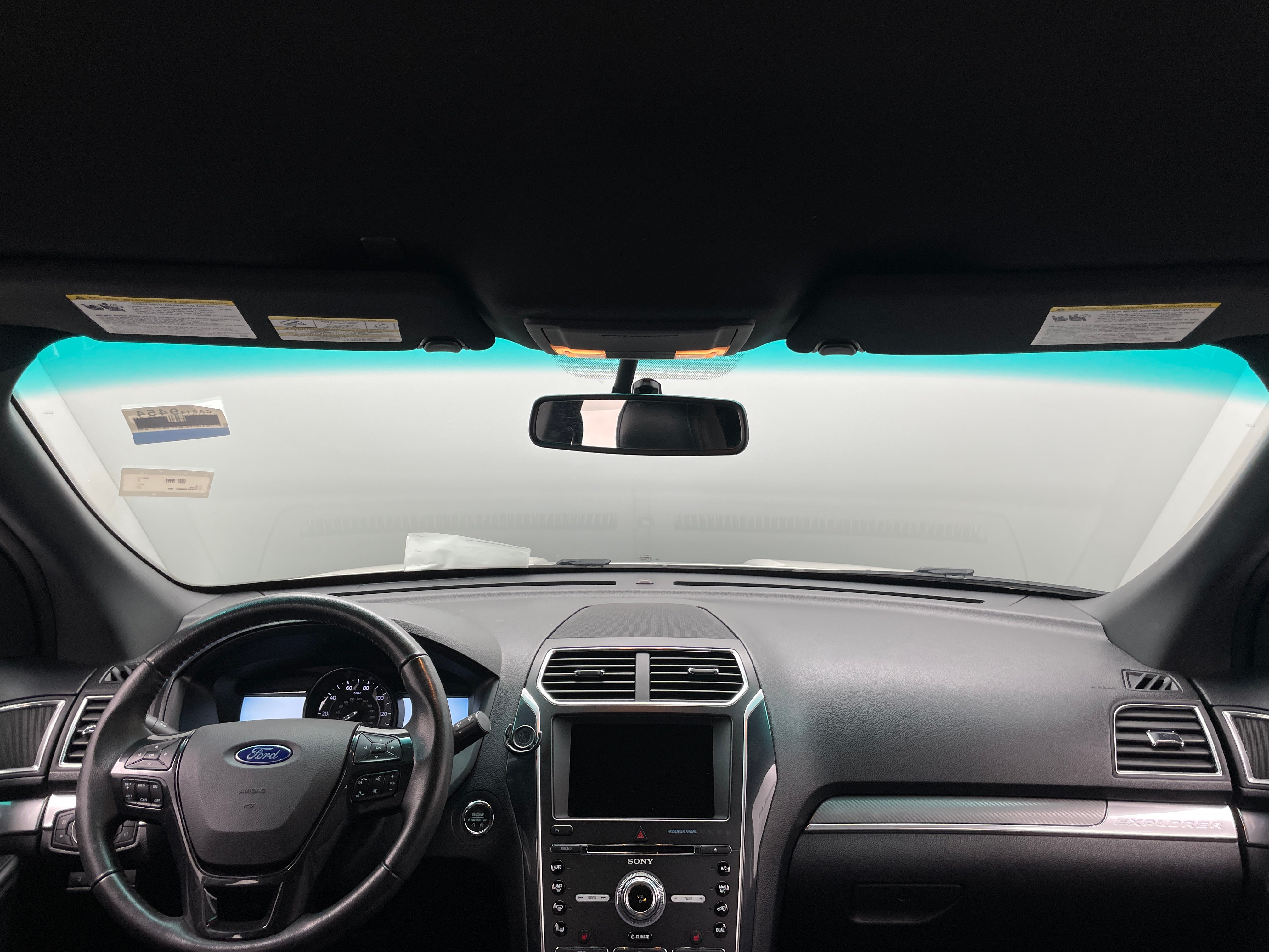 2016 Ford Explorer Sport 2