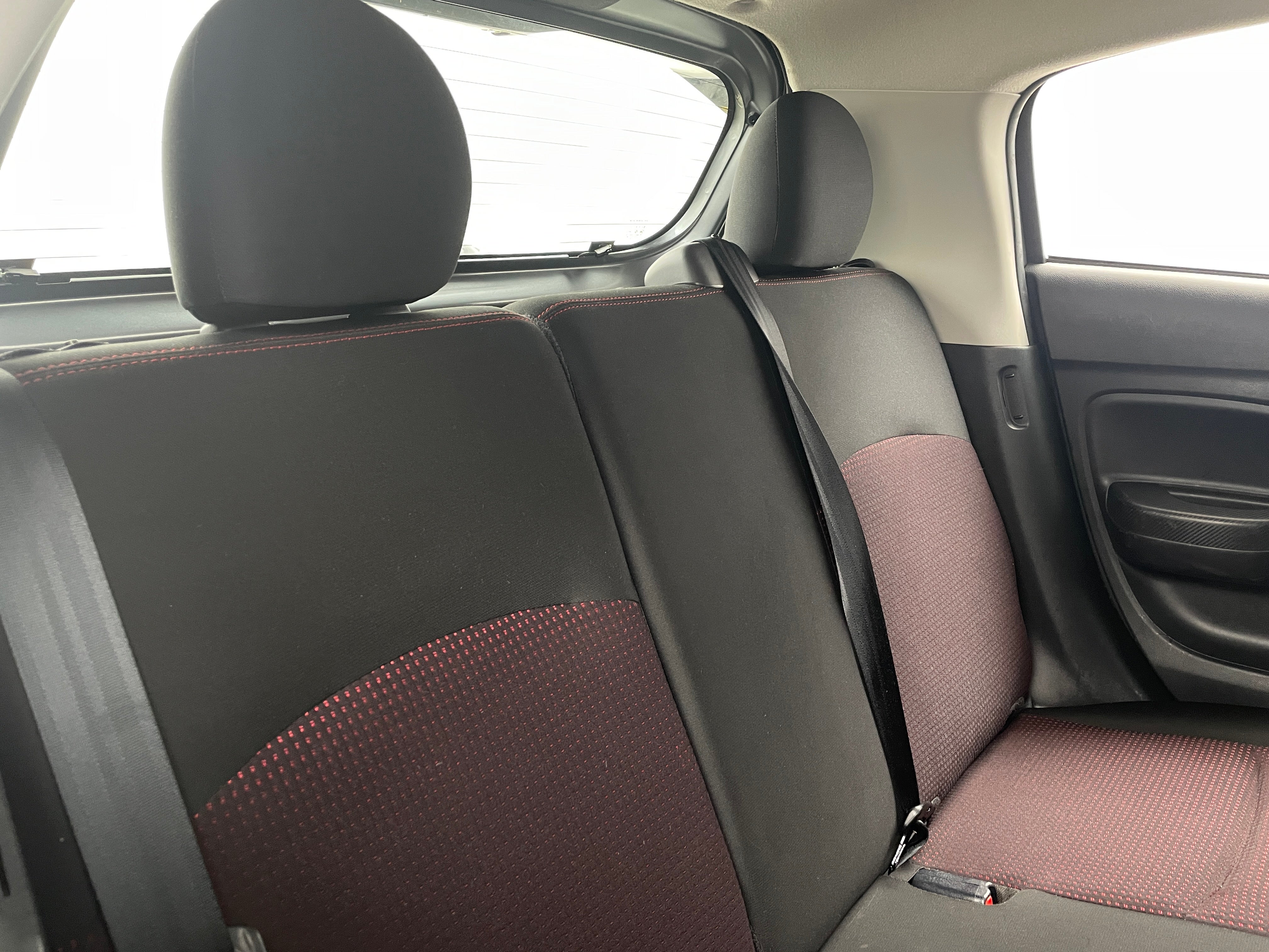 2022 Mitsubishi Mirage Black Edition 6