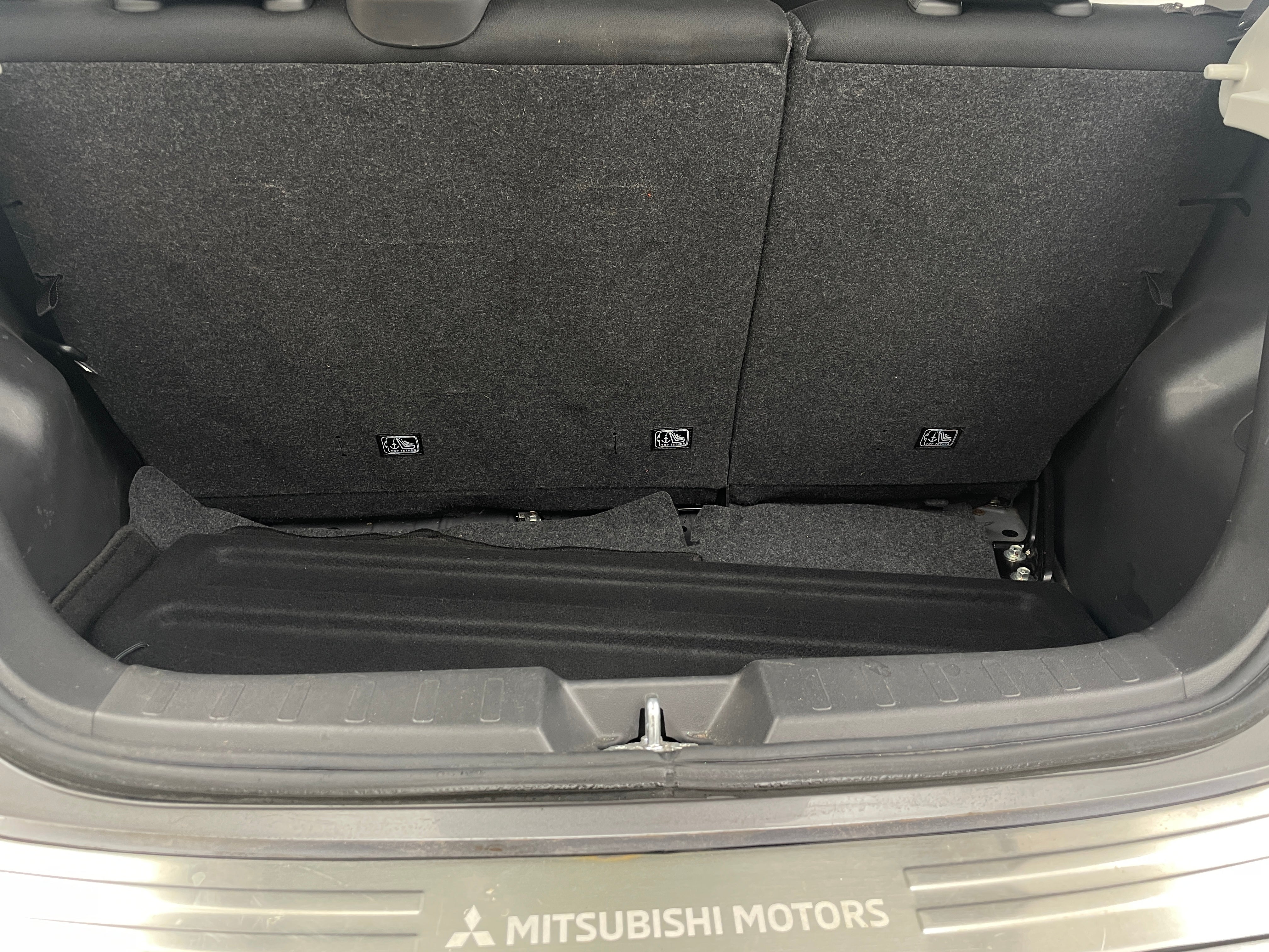 2022 Mitsubishi Mirage Black Edition 7
