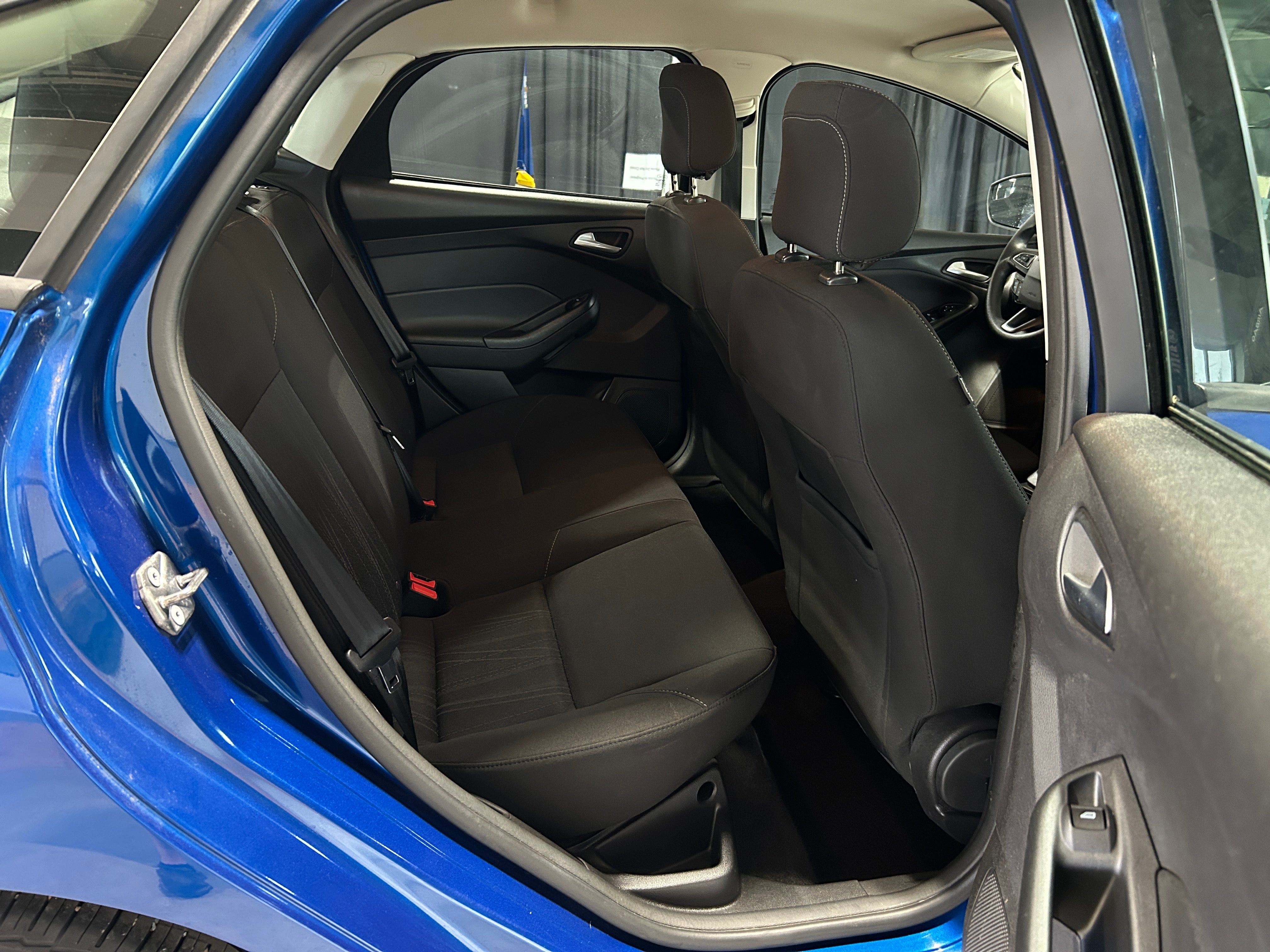 2018 Ford Focus SE 6