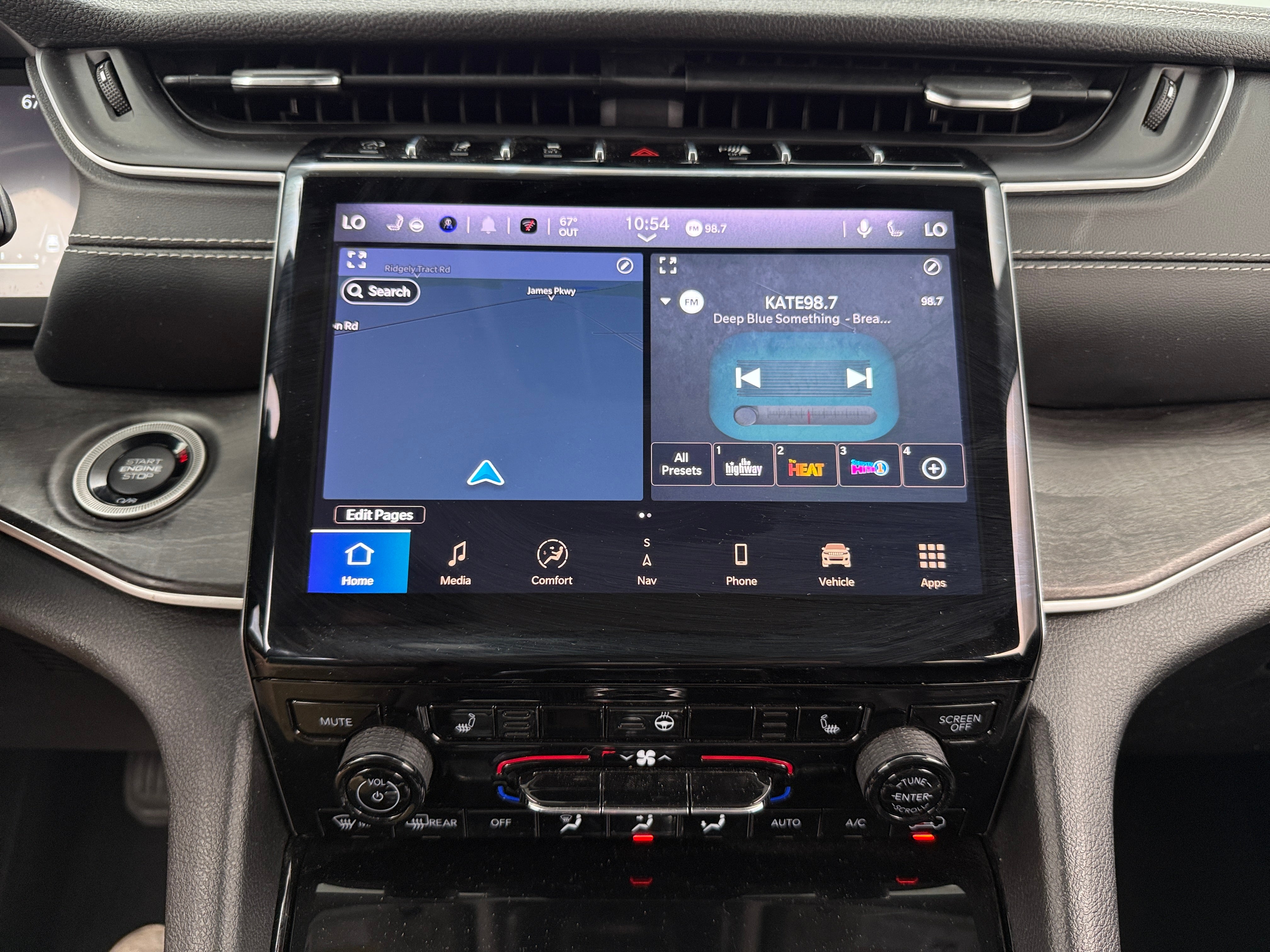 2022 Jeep Grand Cherokee L Limited Edition 3