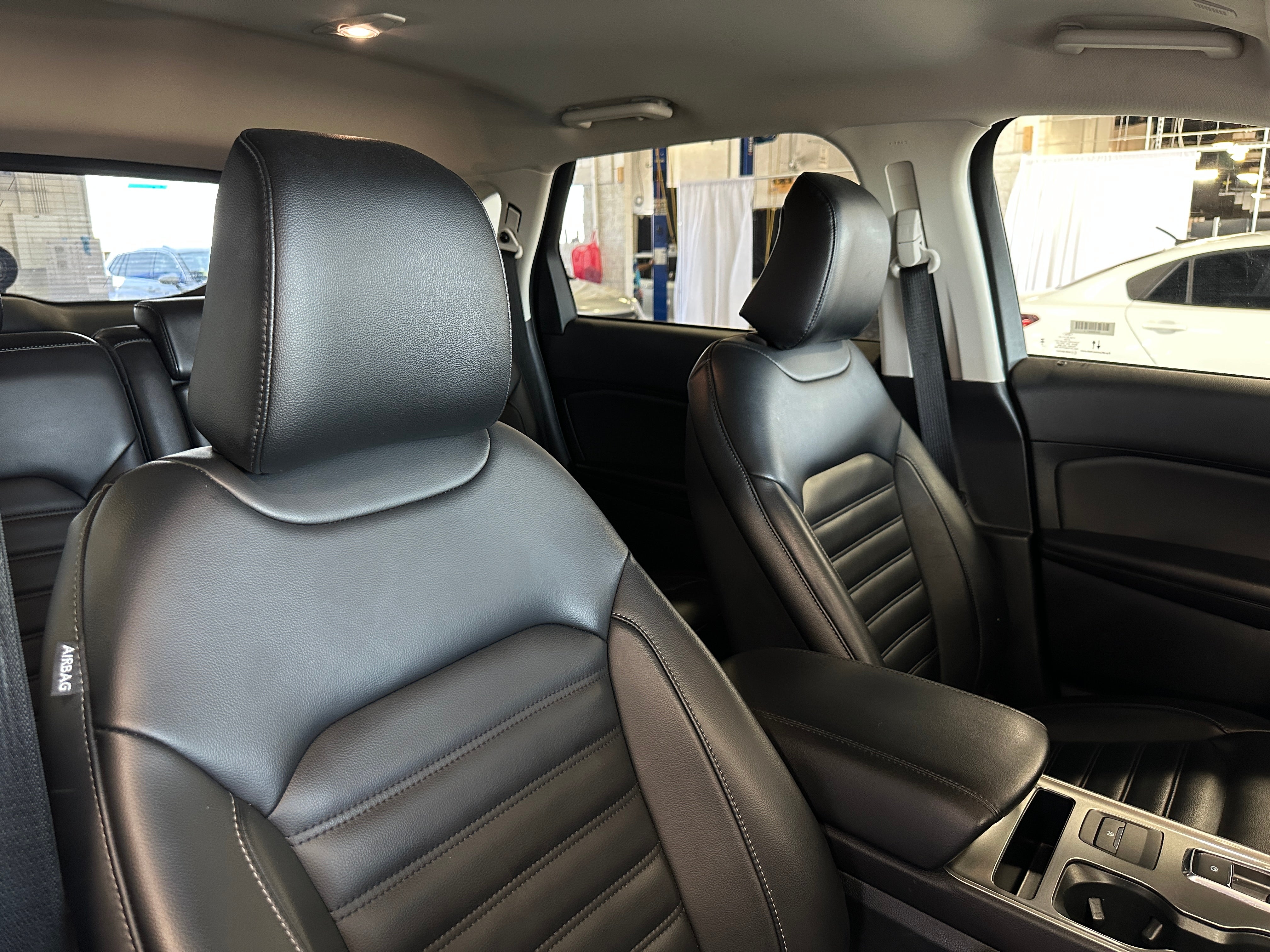 Image 8 of 2024 Ford Edge SEL