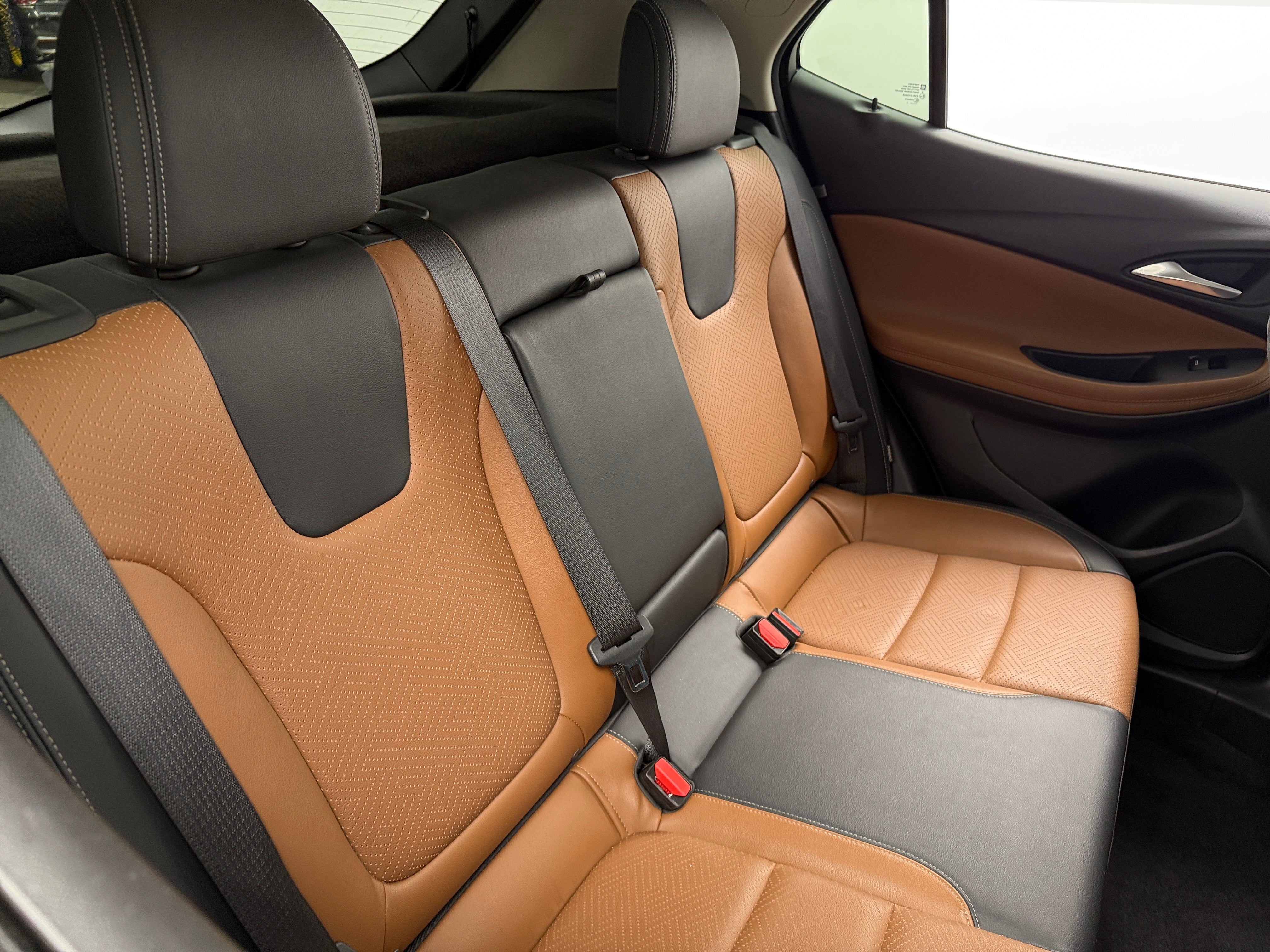2021 Buick Encore GX Essence 5