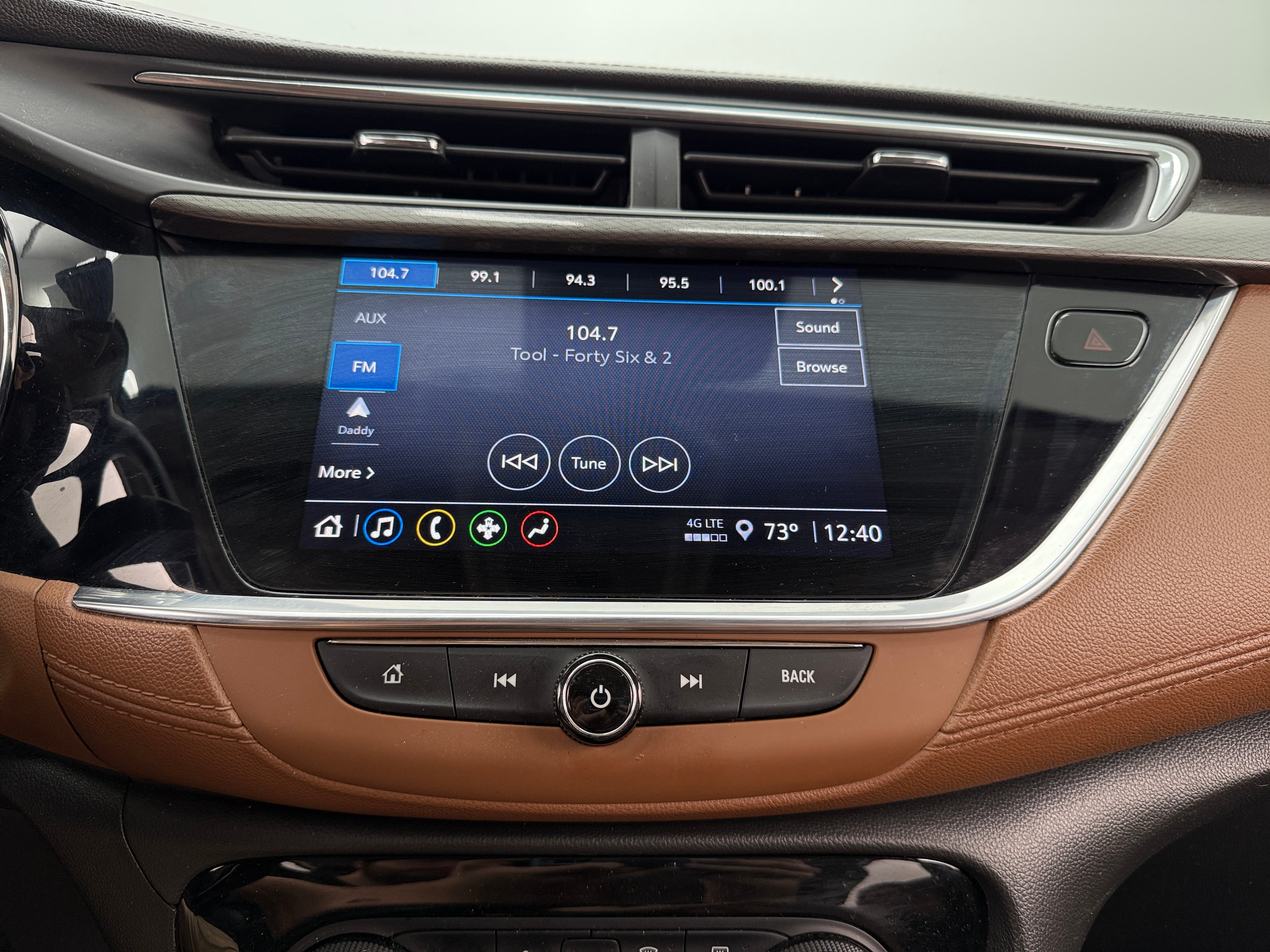 2021 Buick Encore GX Essence 3