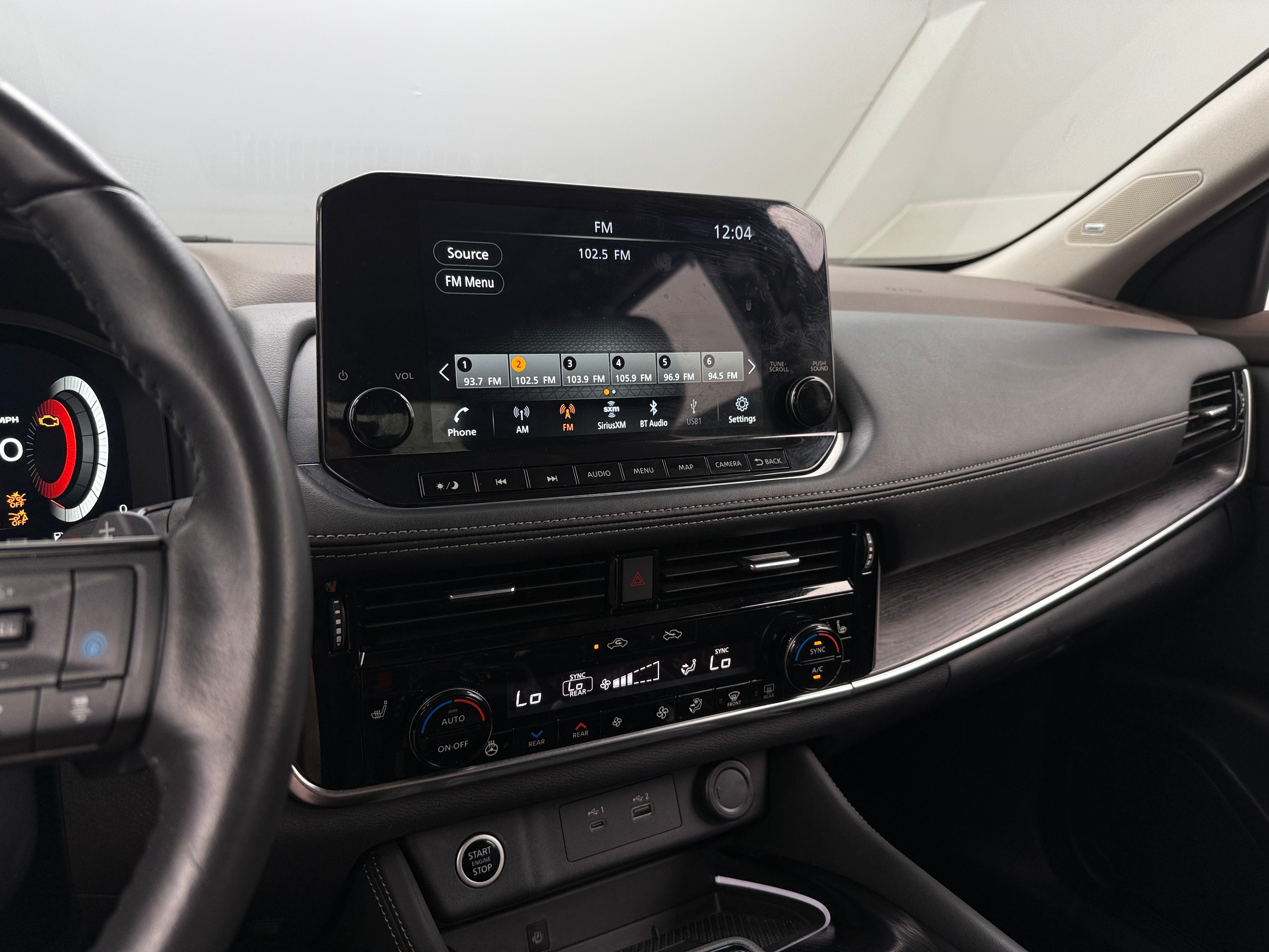 2022 Nissan Rogue Platinum 4
