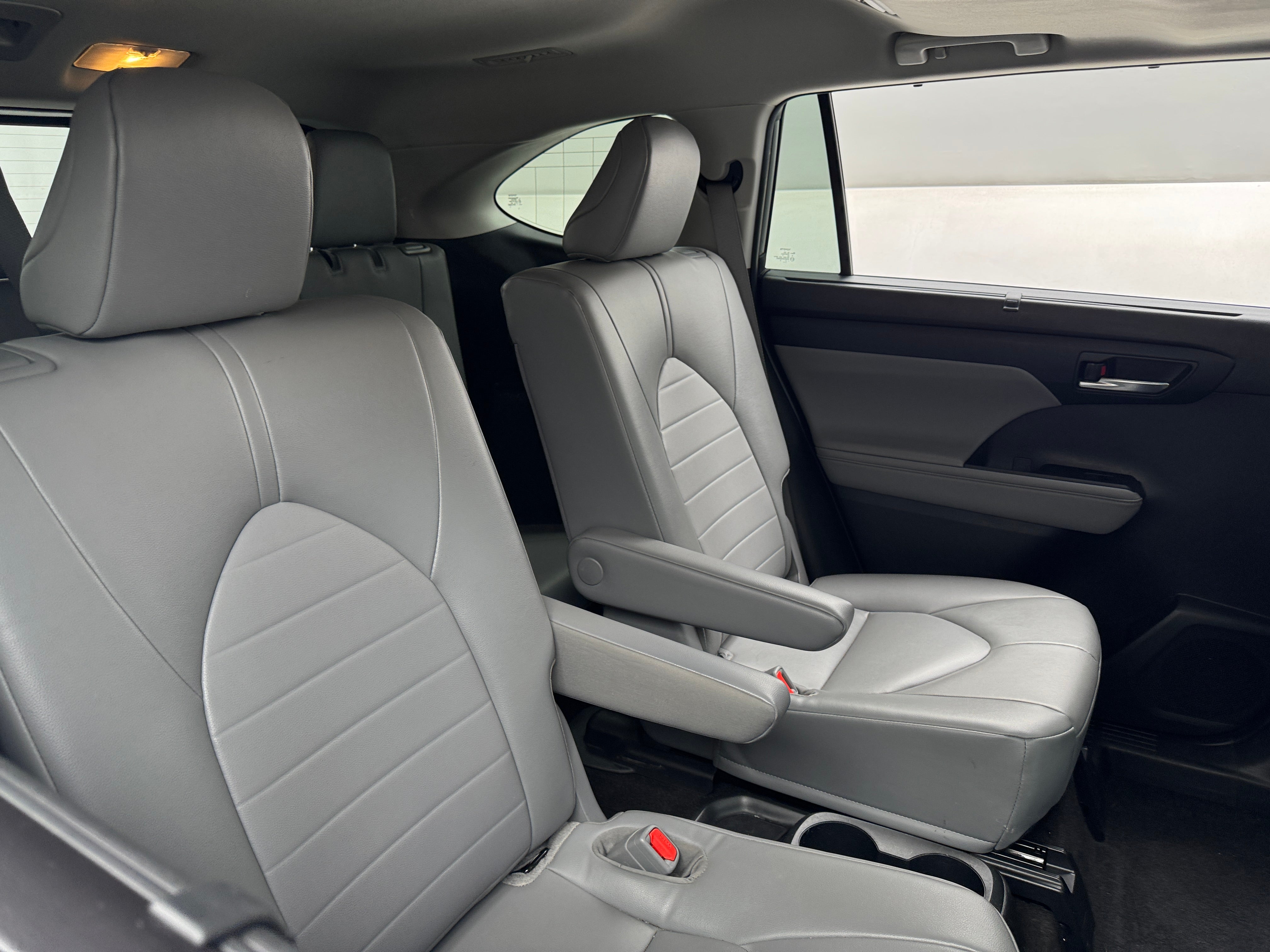2023 Toyota Highlander XLE 6