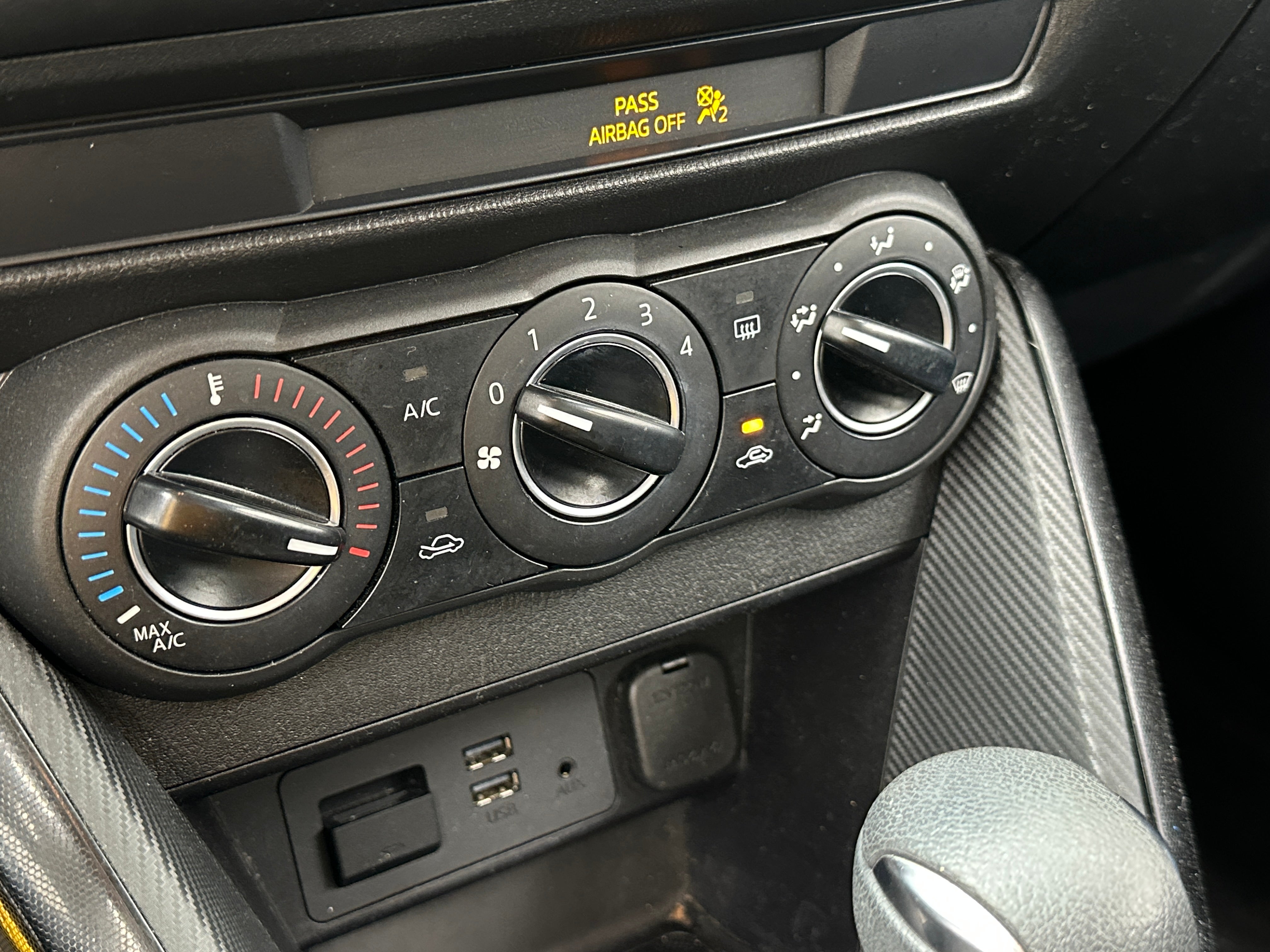 2017 Toyota Yaris iA Base 4