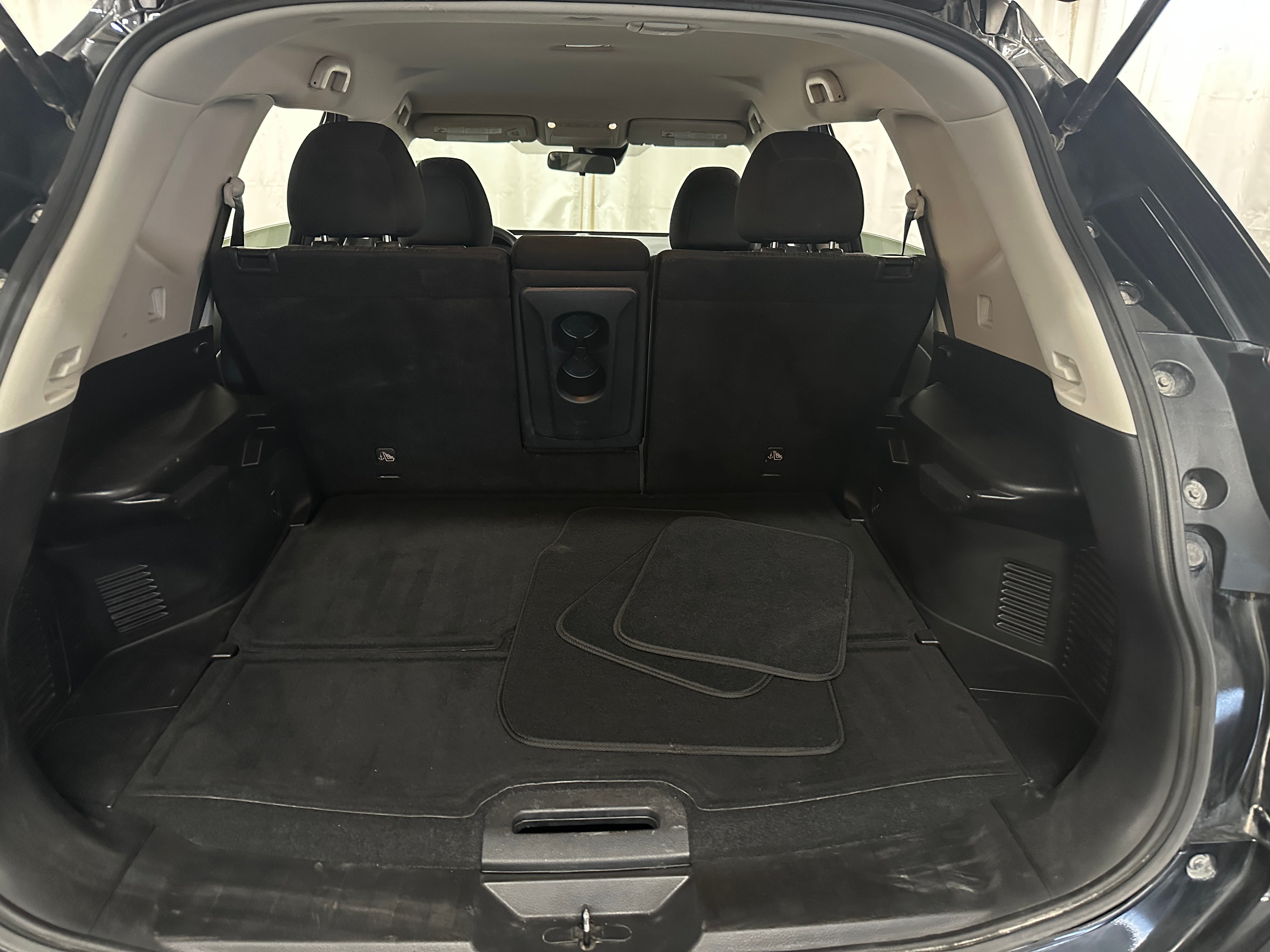 2020 Nissan Rogue S 7