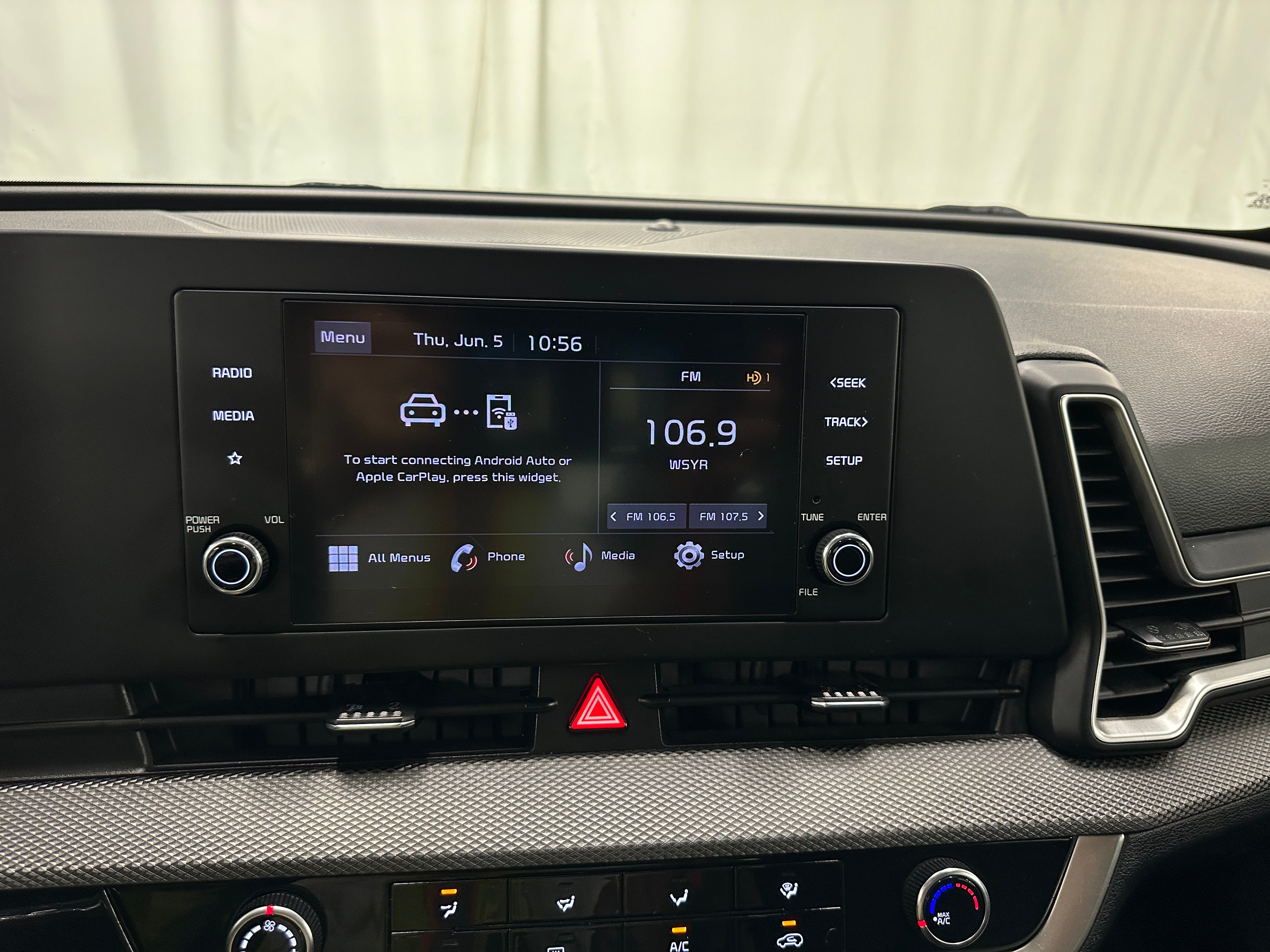 2023 Kia Sportage LX 4