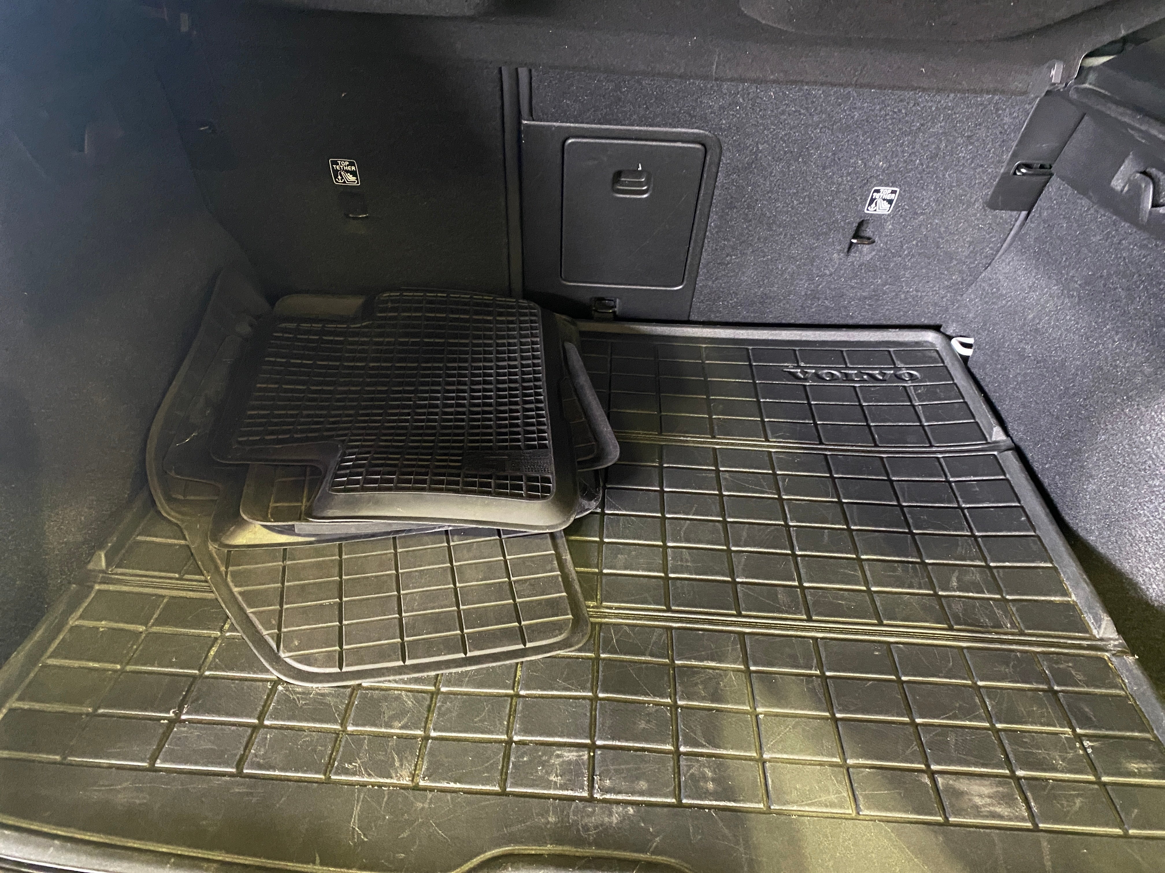 2021 Volvo XC40 T5 R-Design 6