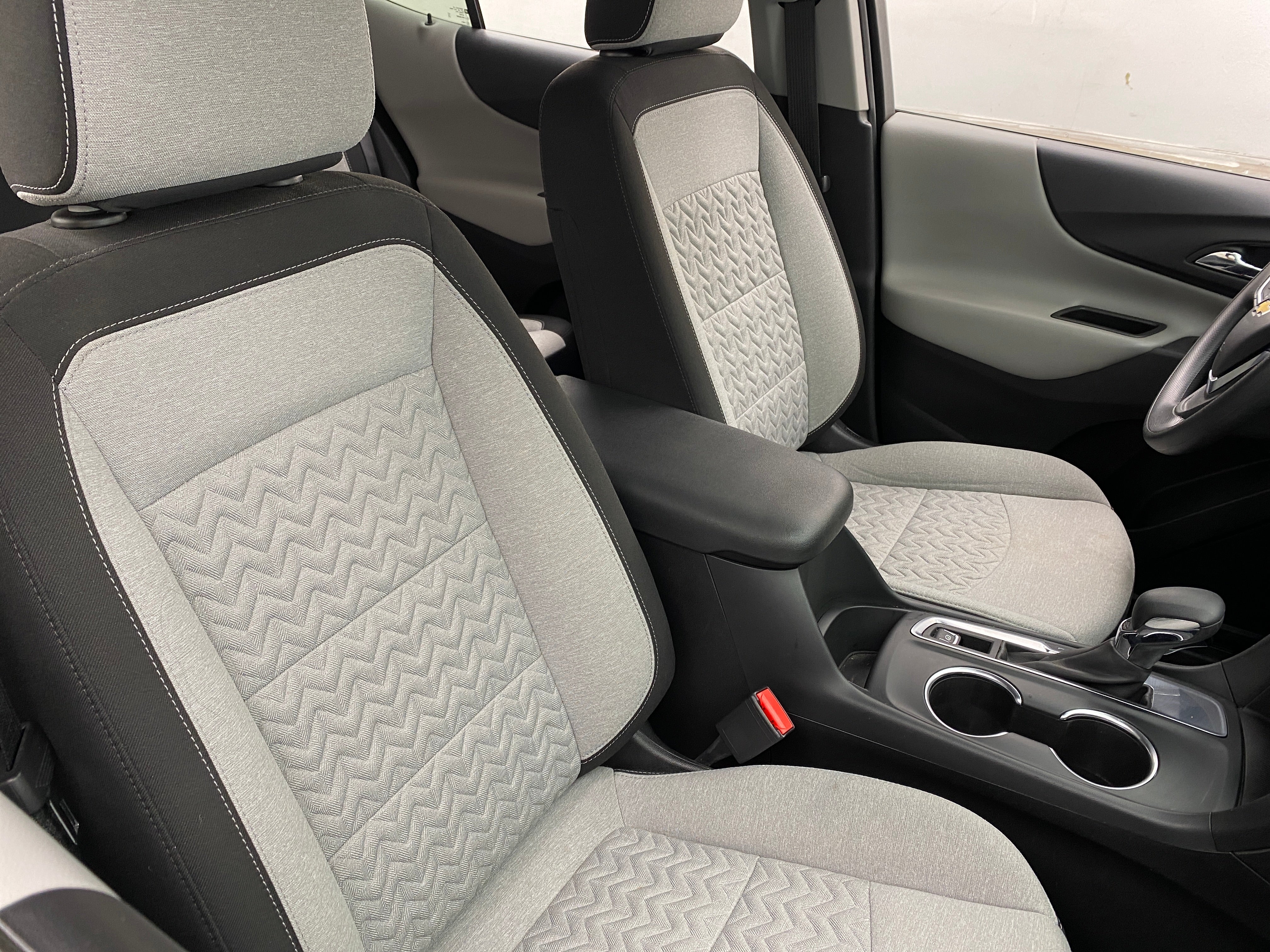2022 Chevrolet Equinox LT 2
