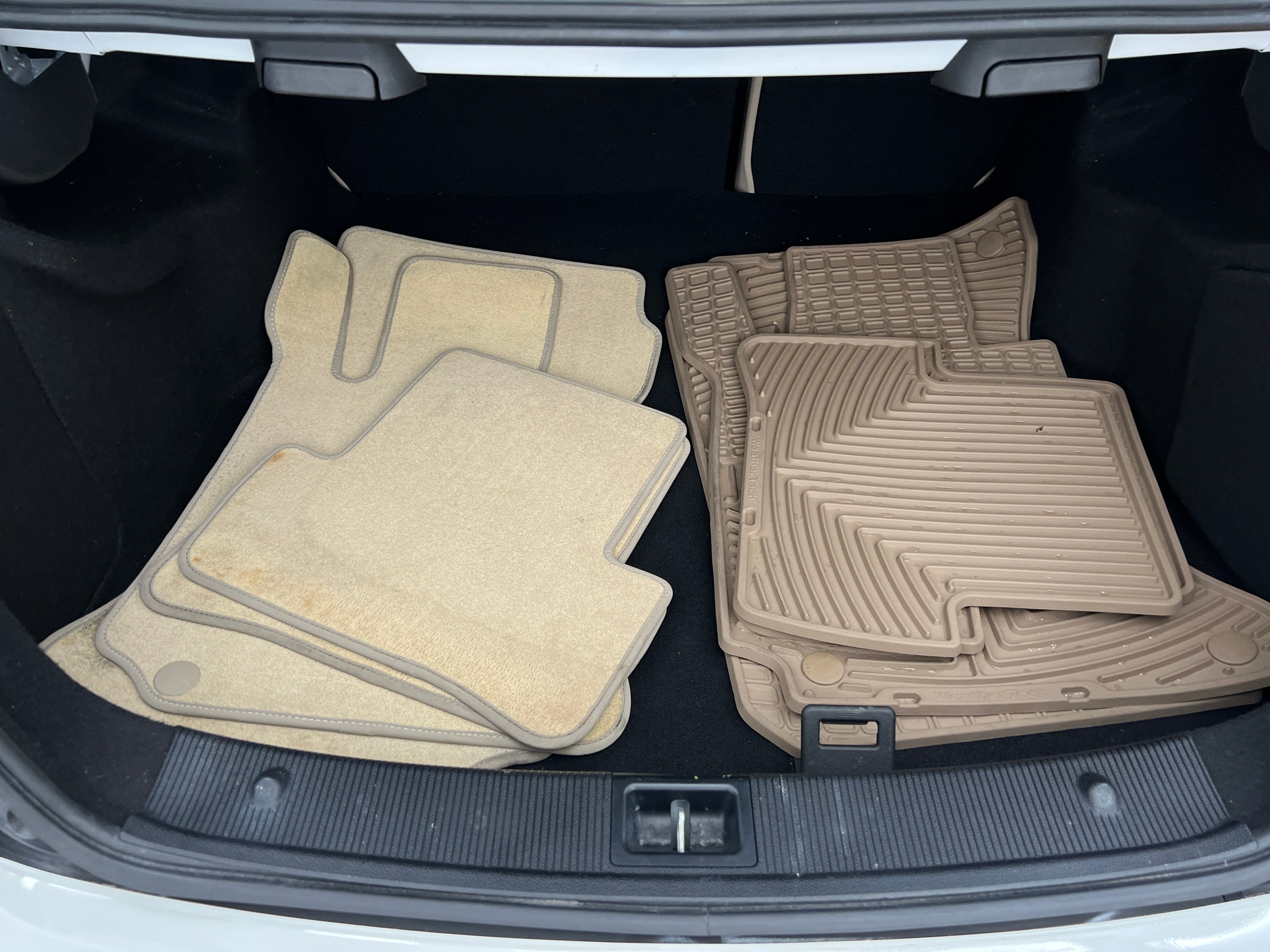 2014 Mercedes-Benz C-Class C 350 6