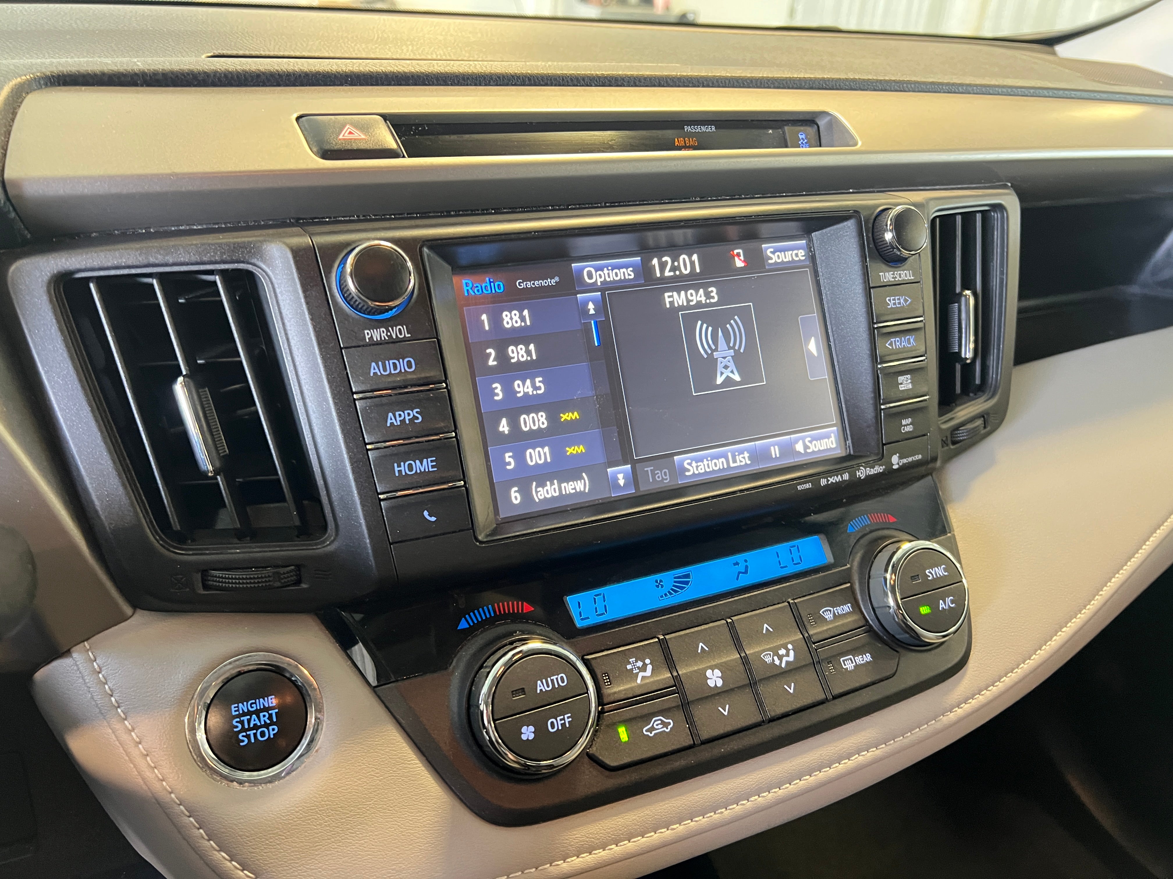 2016 Toyota RAV4 XLE 4
