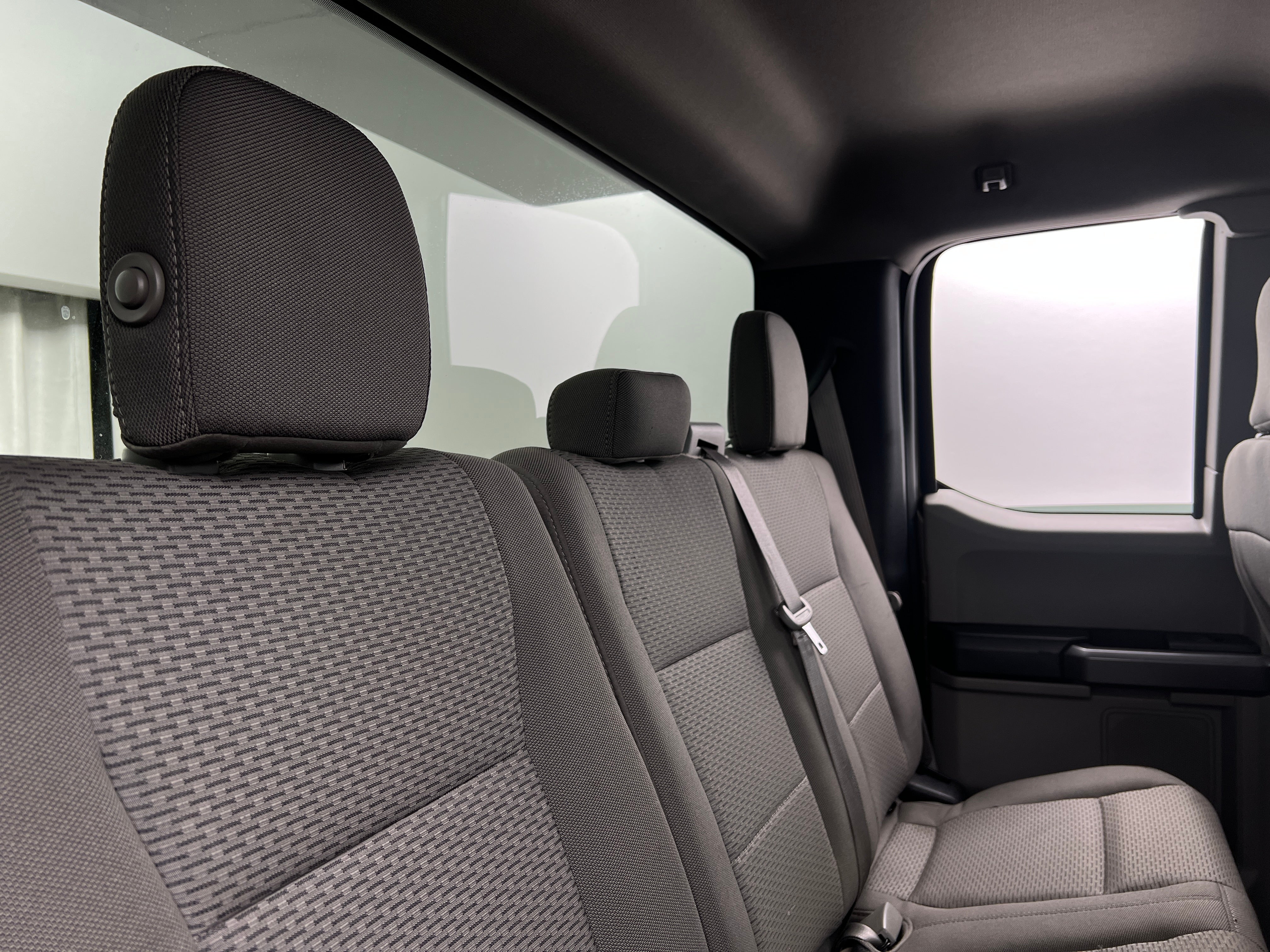 2017 Ford Econoline E-250 6