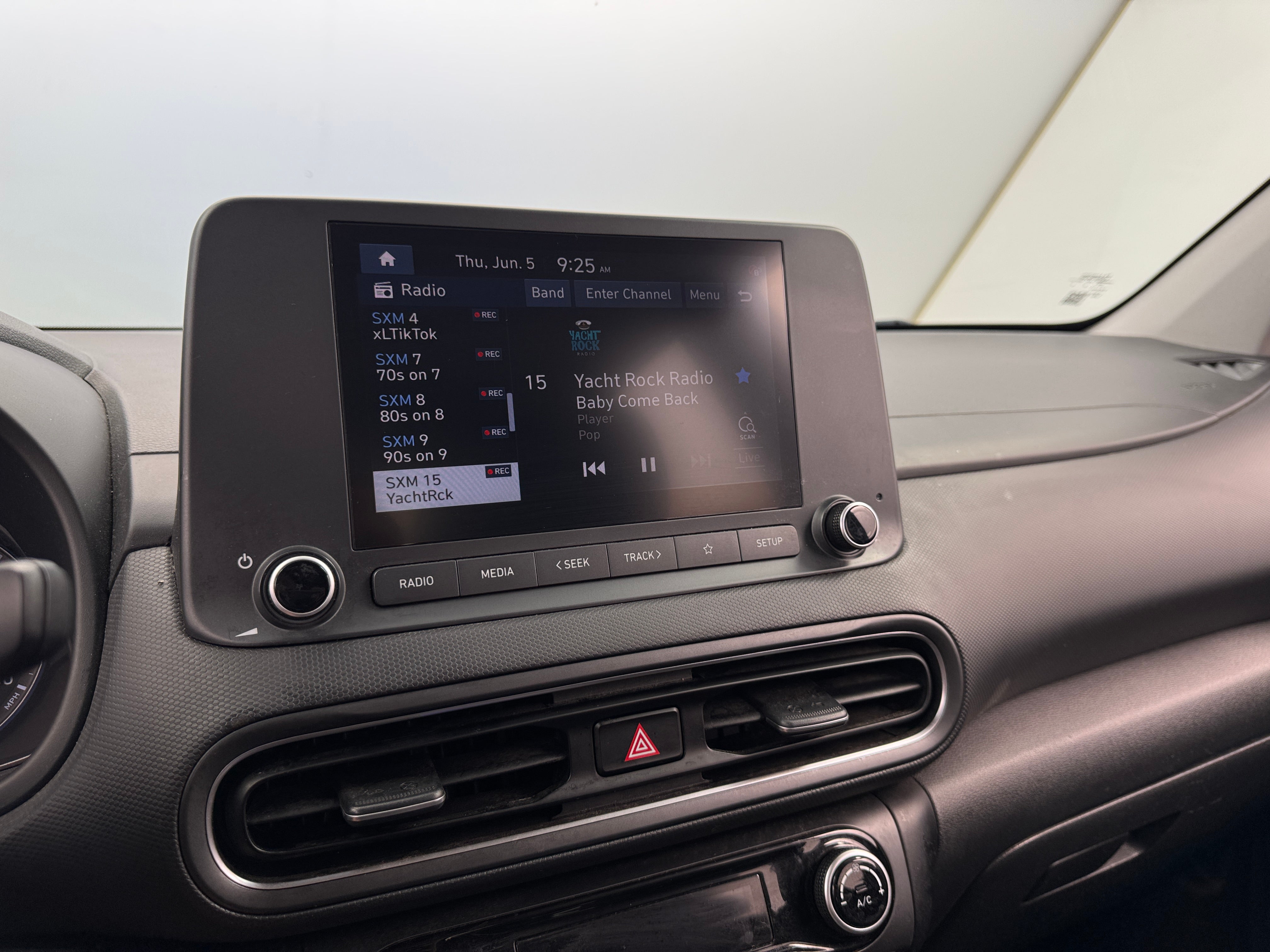 Thumbnail: 2022 Hyundai Kona - 4