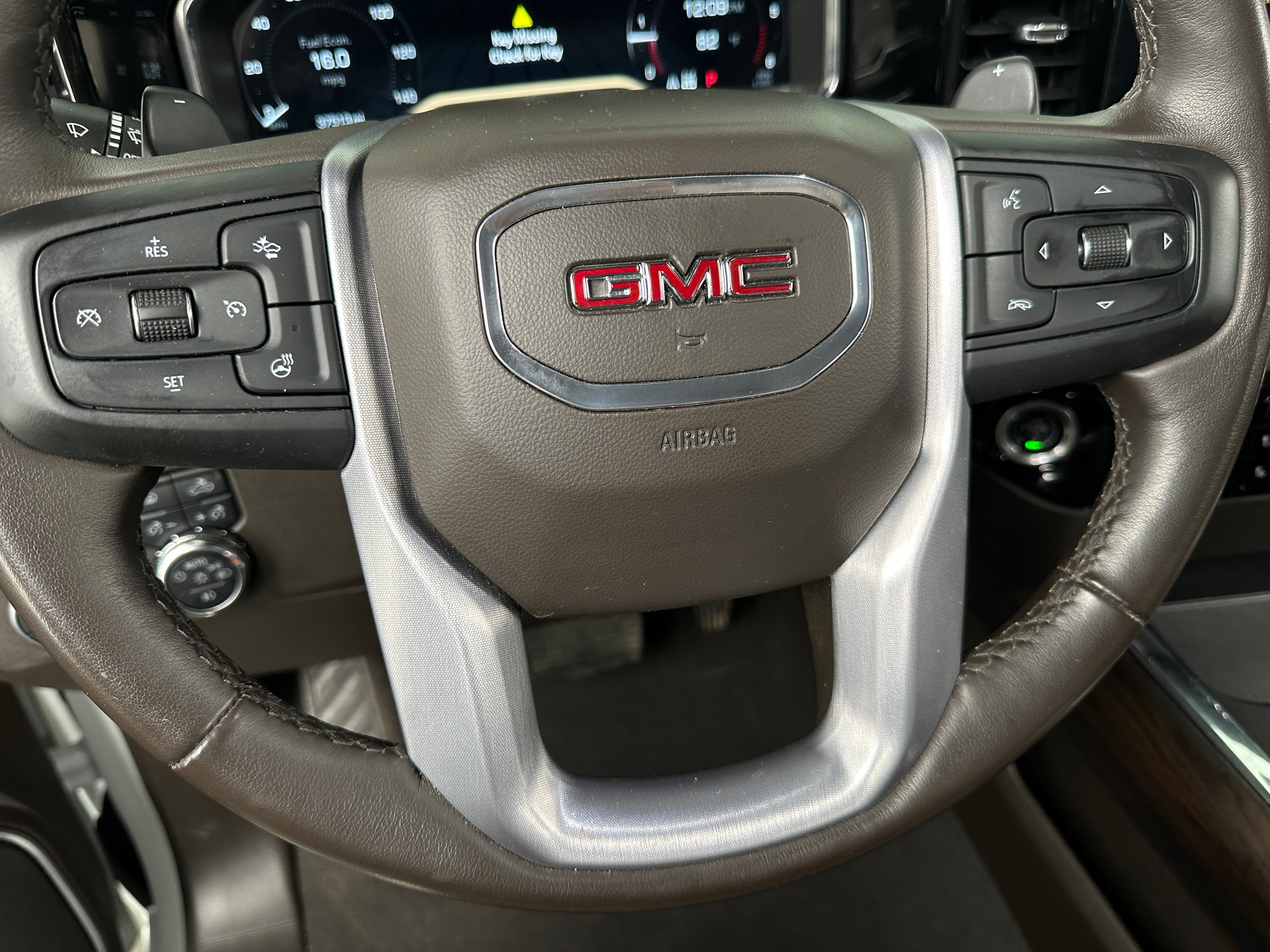 Thumbnail: 2022 GMC Sierra 1500 - 4
