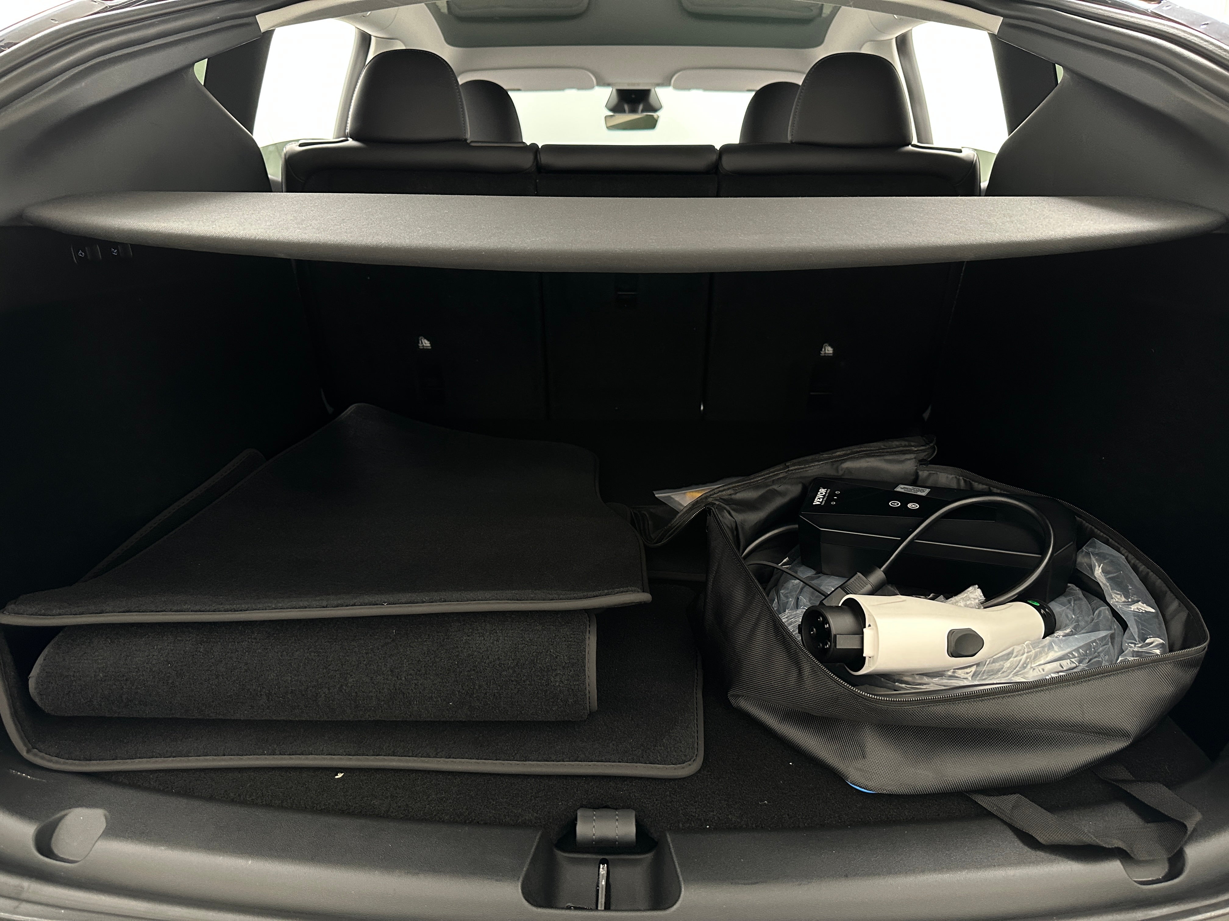 2023 Tesla Model Y Long Range 6