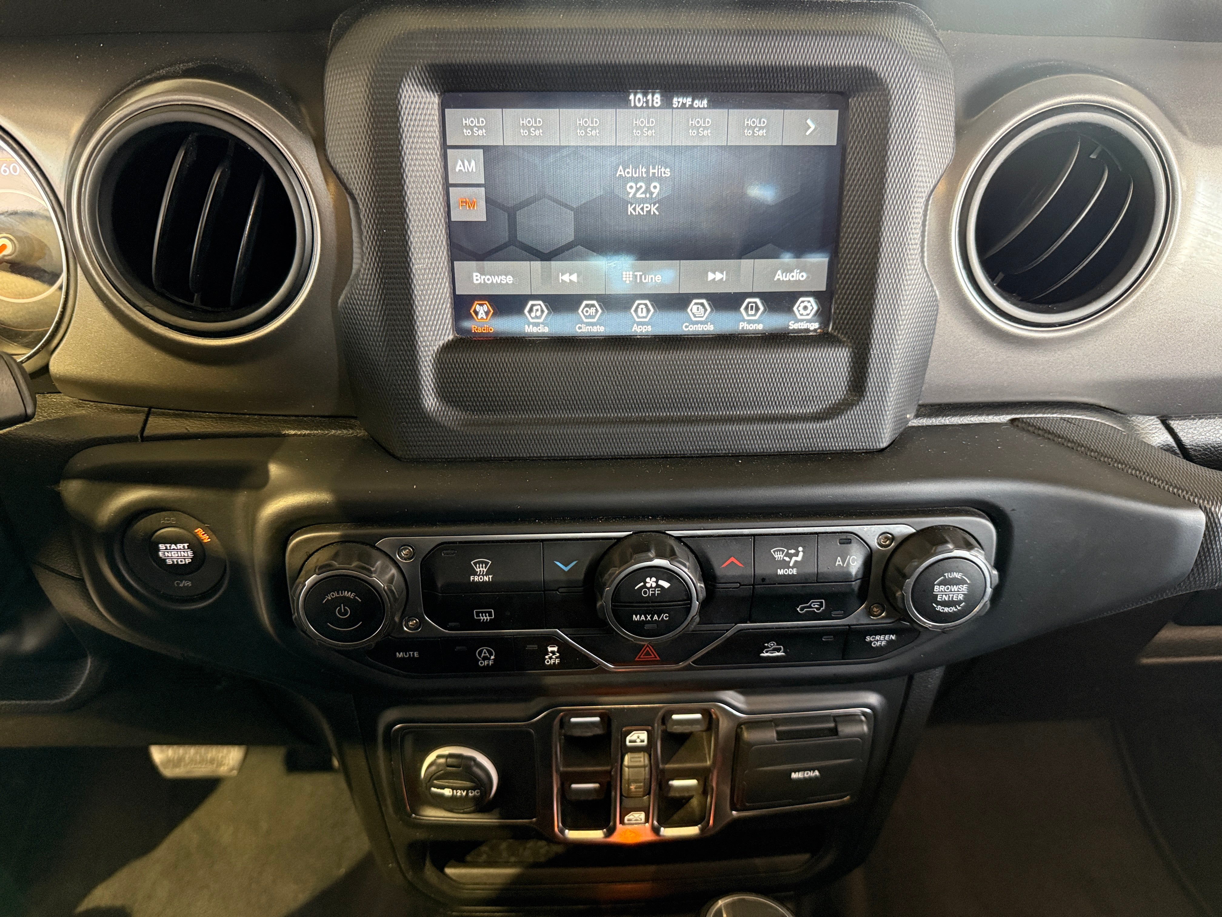 2023 Jeep Gladiator Sport S 4