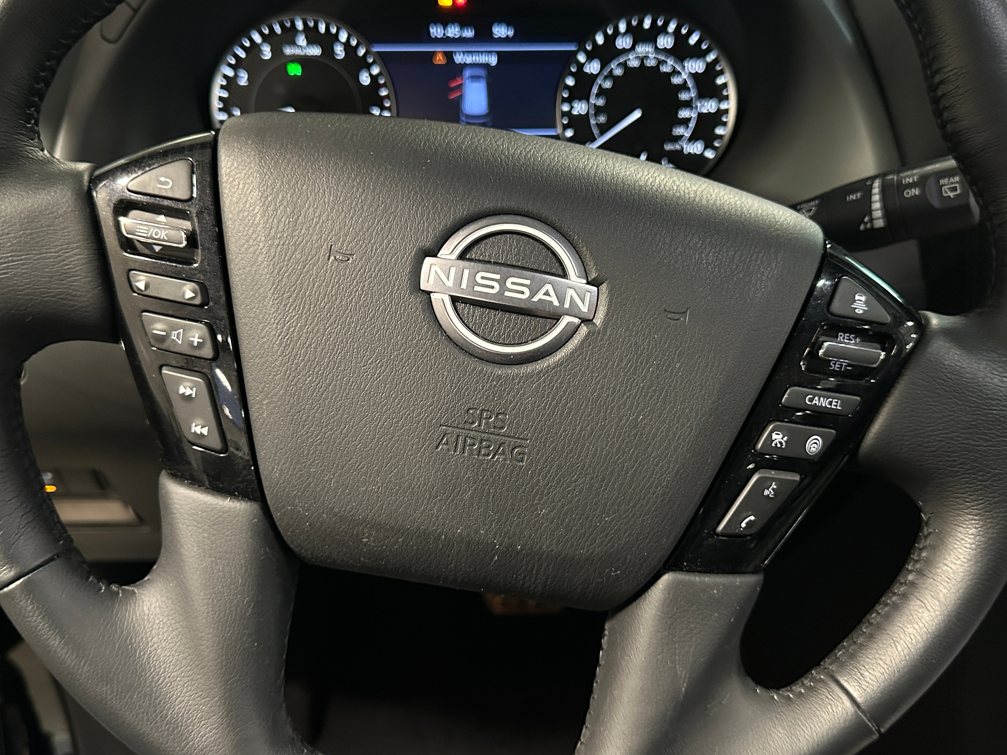 2024 Nissan Armada SL 4