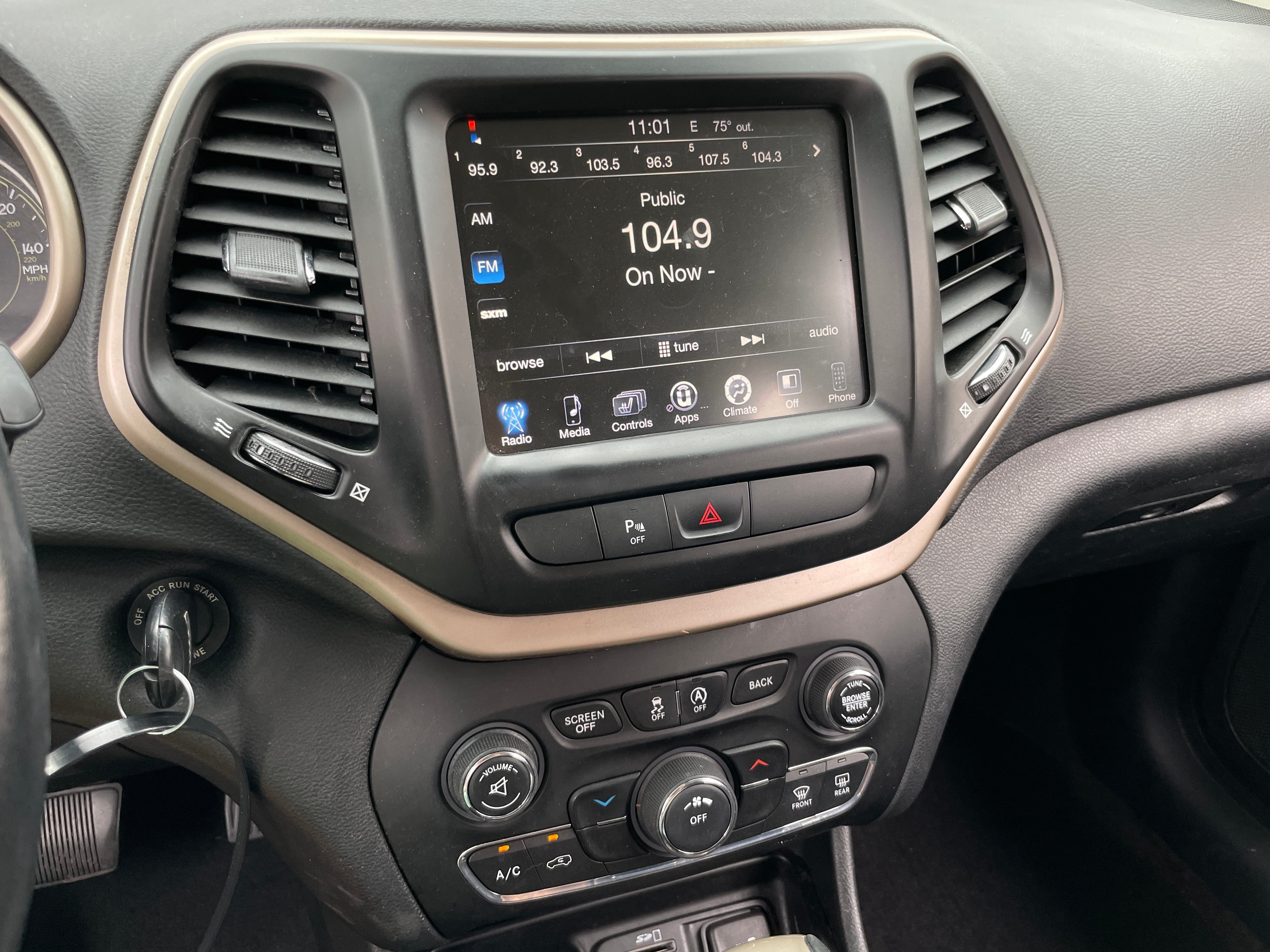 2016 Jeep Cherokee Latitude 4