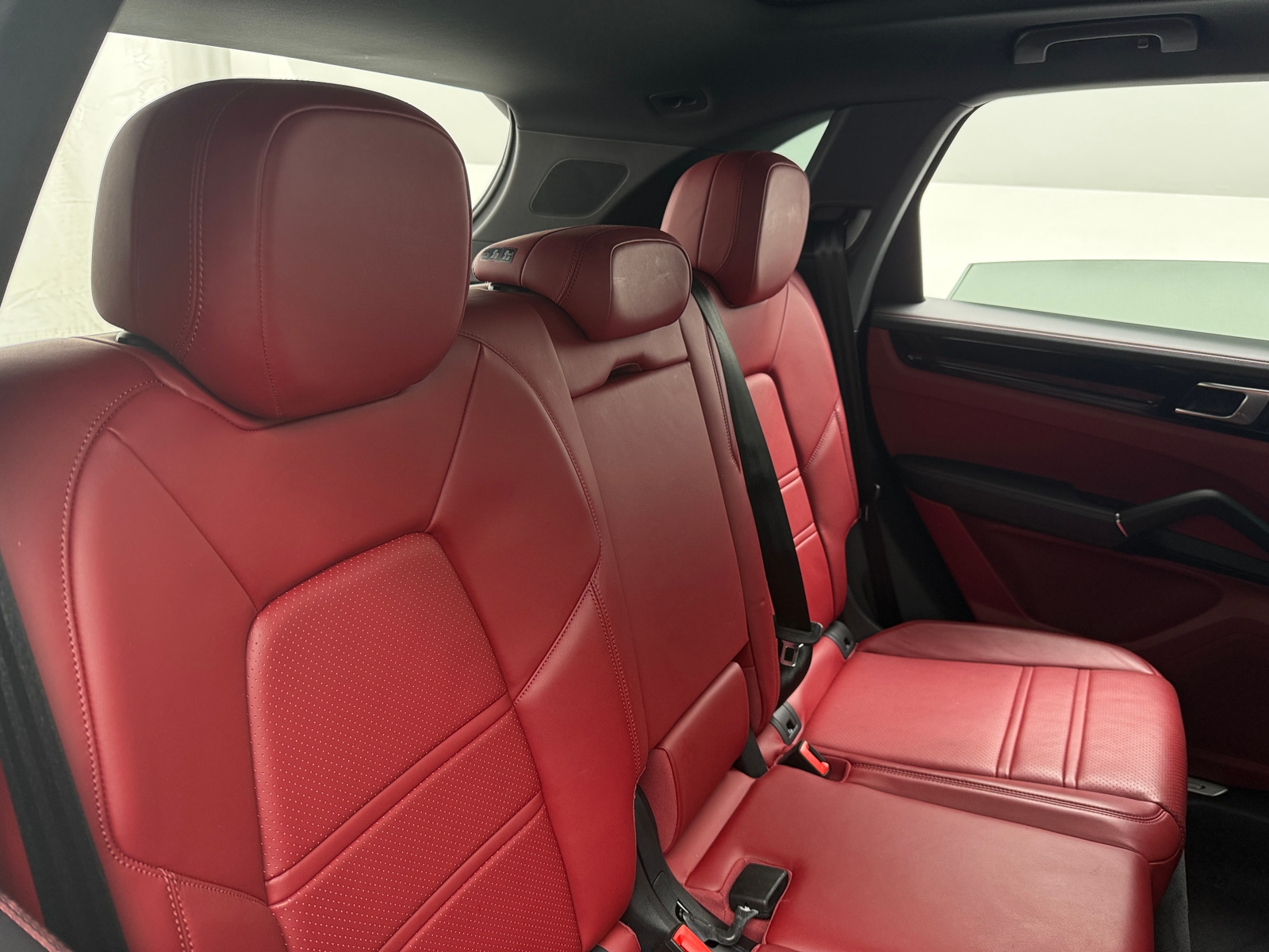 Thumbnail: 2021 Porsche Cayenne - 5