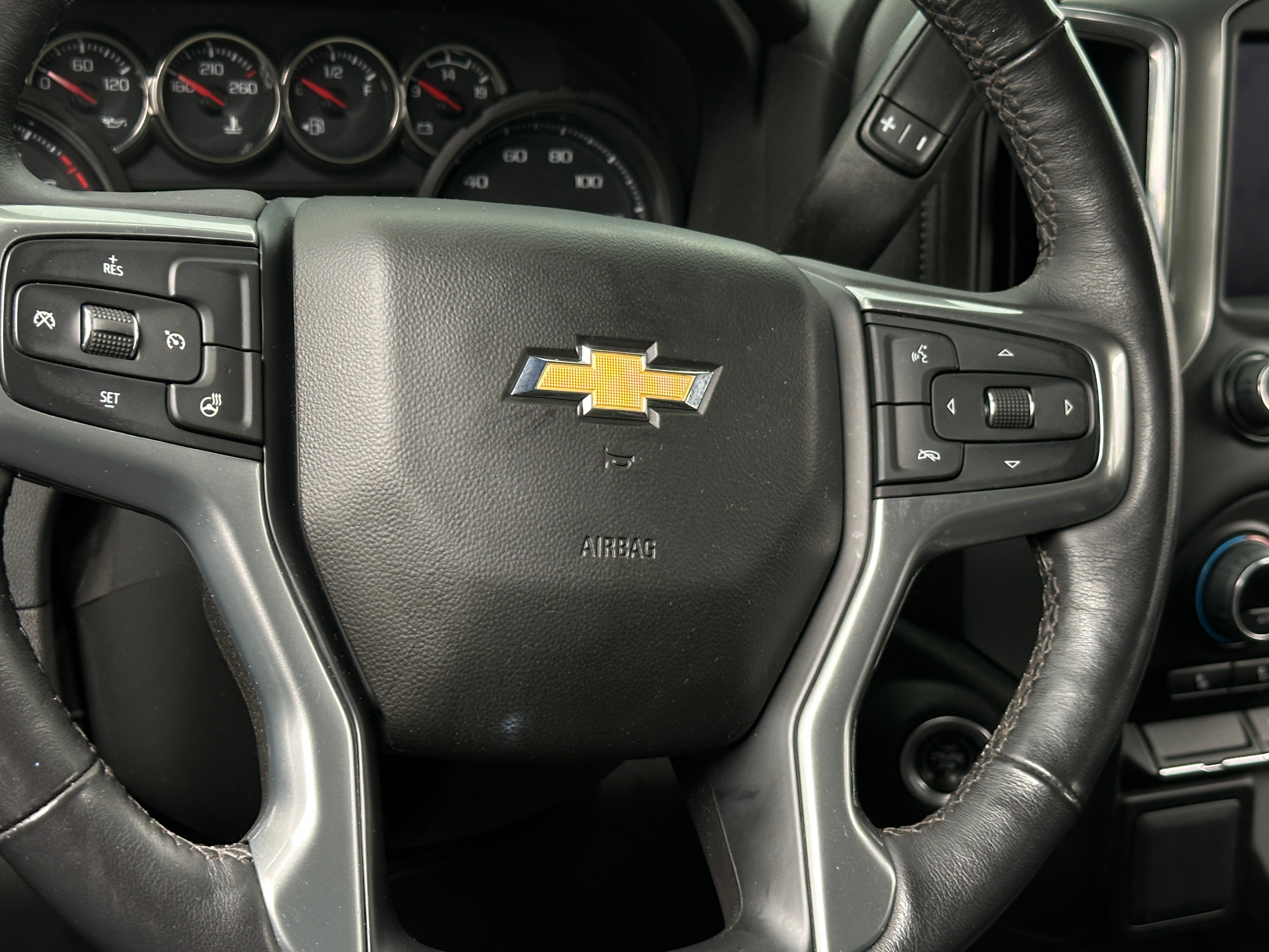 2022 Chevrolet Silverado 1500 Limited LT 5
