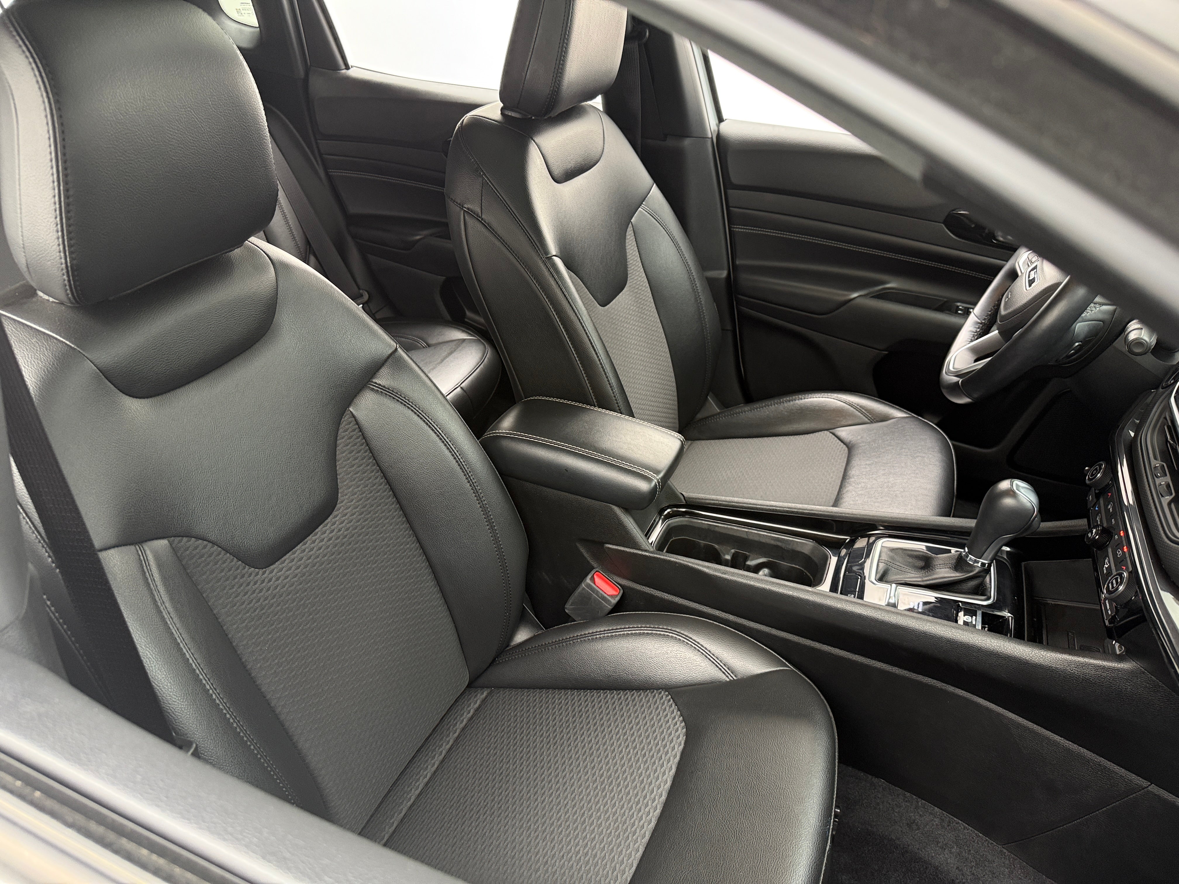 2022 Jeep Compass Altitude 2