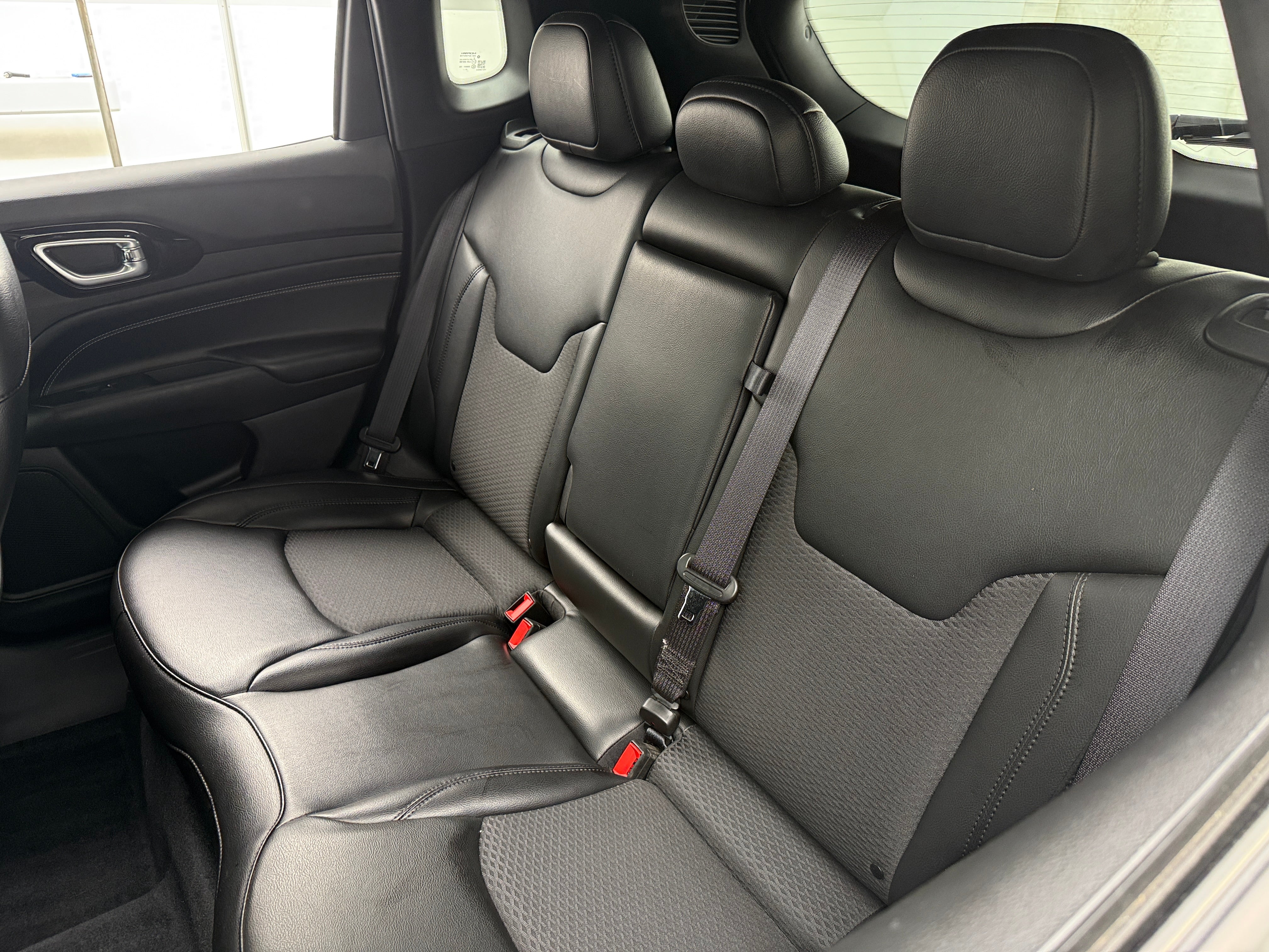 2022 Jeep Compass Altitude 6