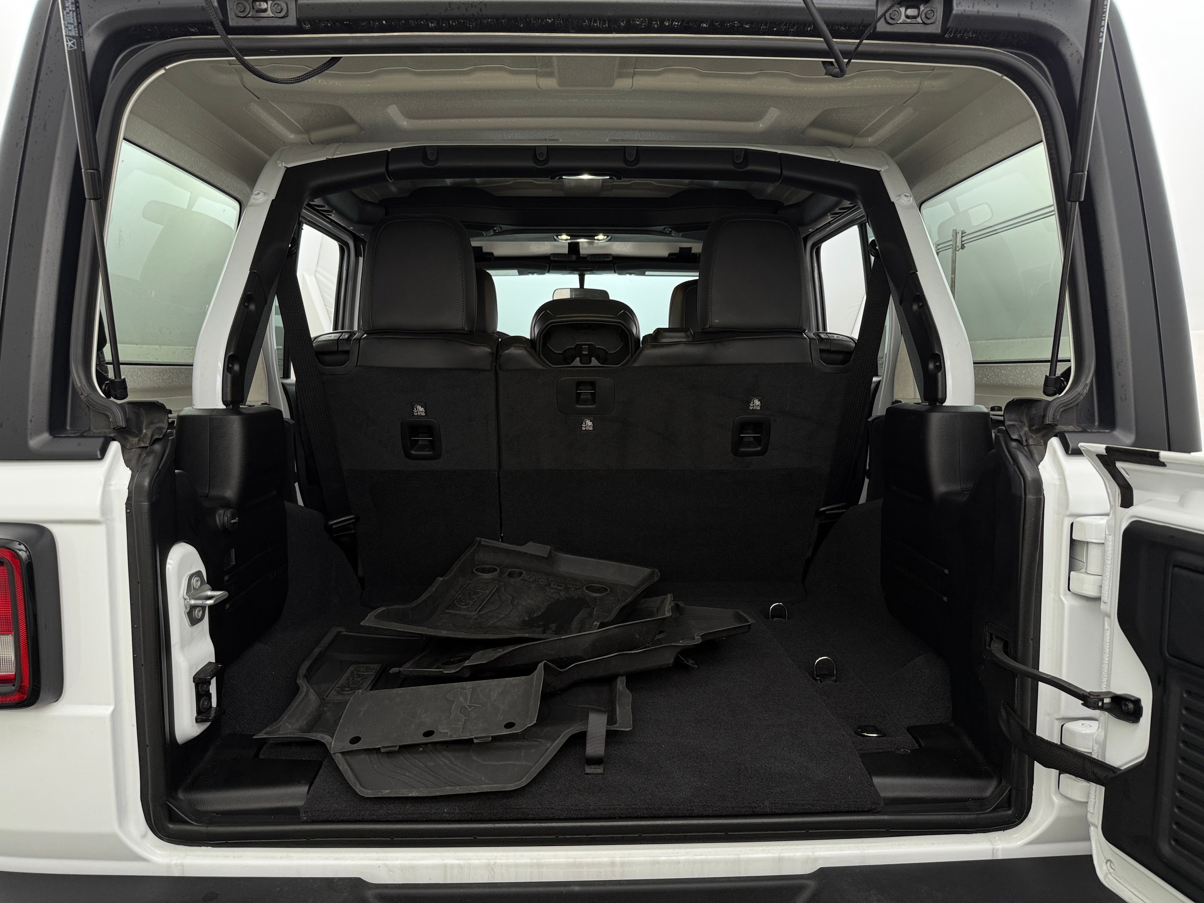 2023 Jeep Wrangler Unlimited Freedom Edition 6