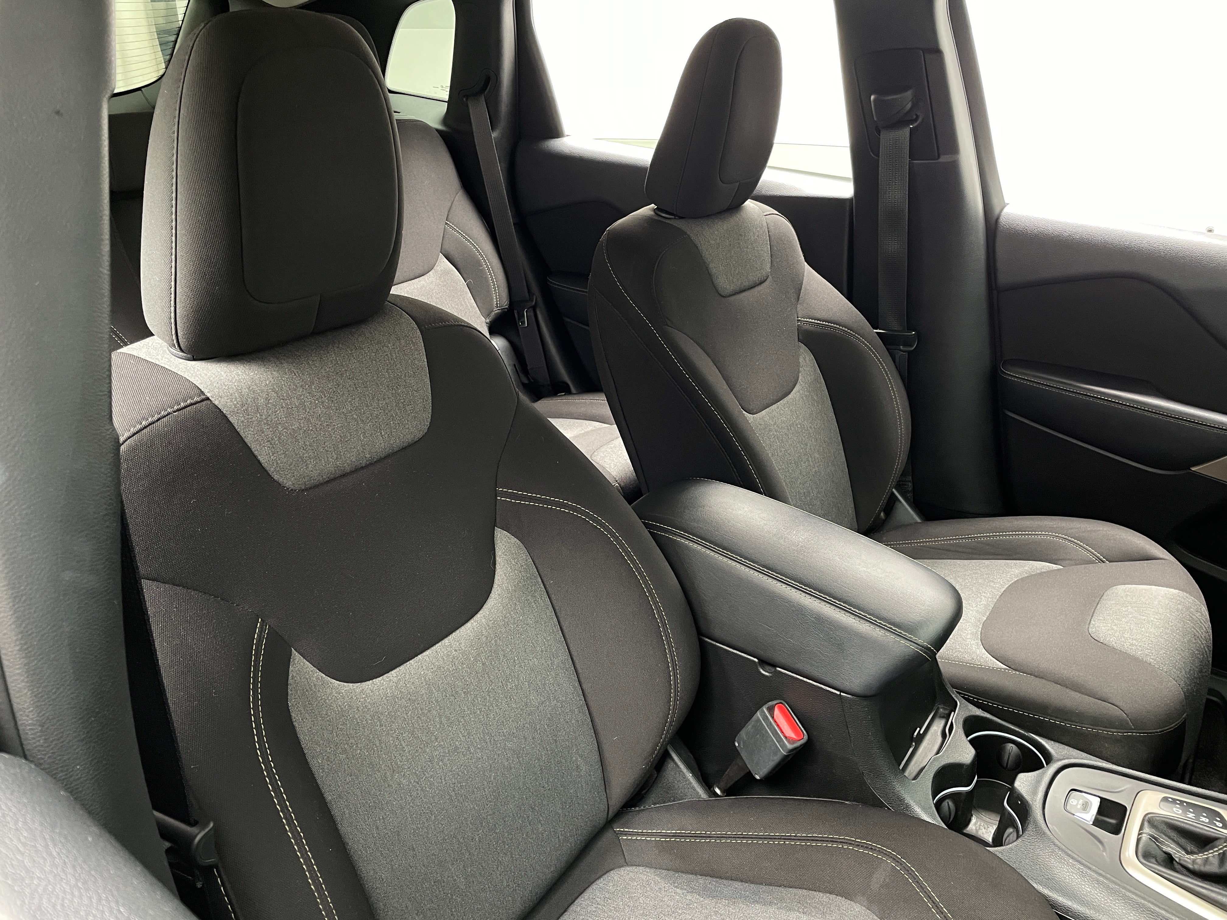 2018 Jeep Cherokee Latitude 2