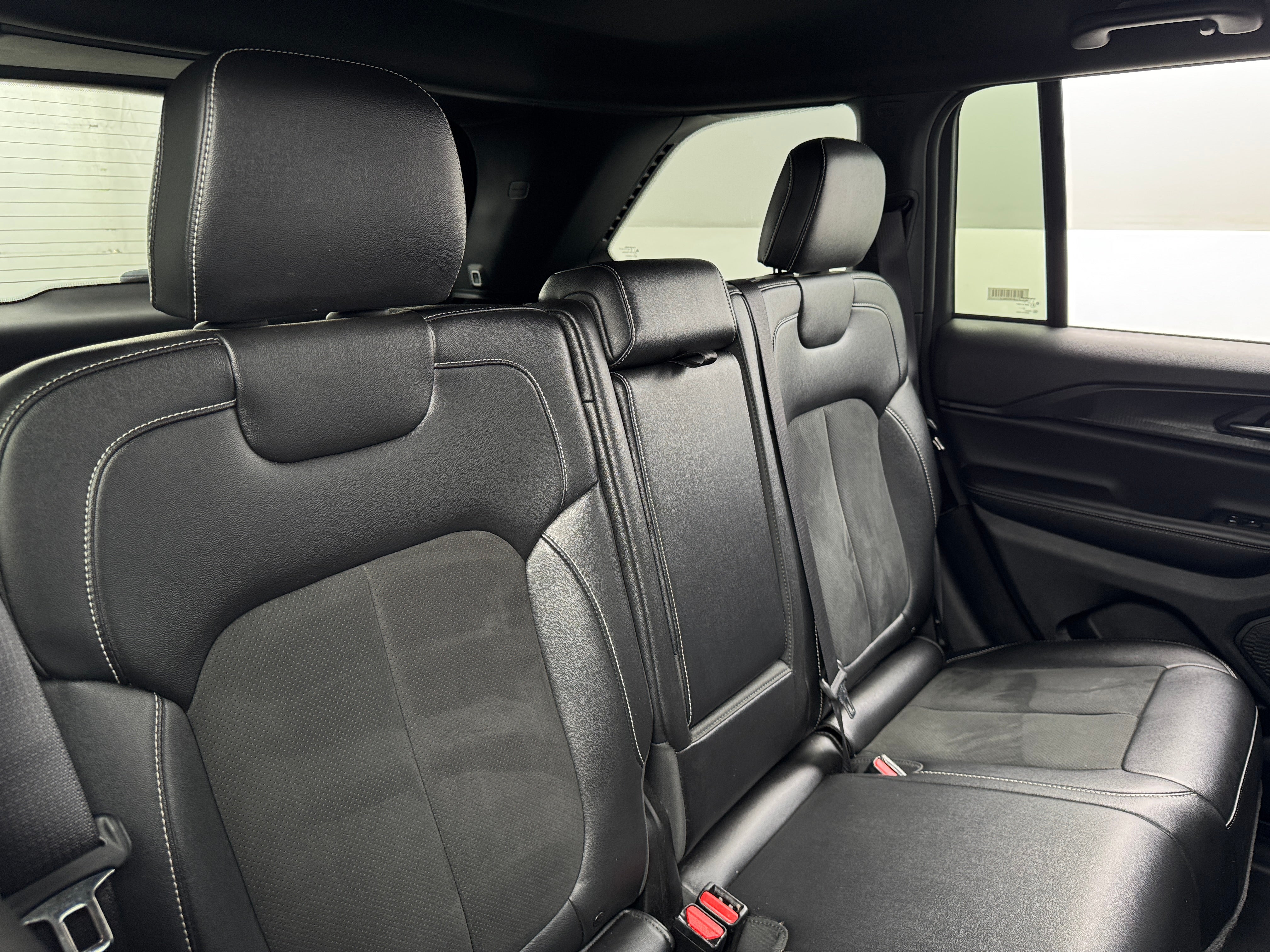 2024 Jeep Grand Cherokee Altitude 5