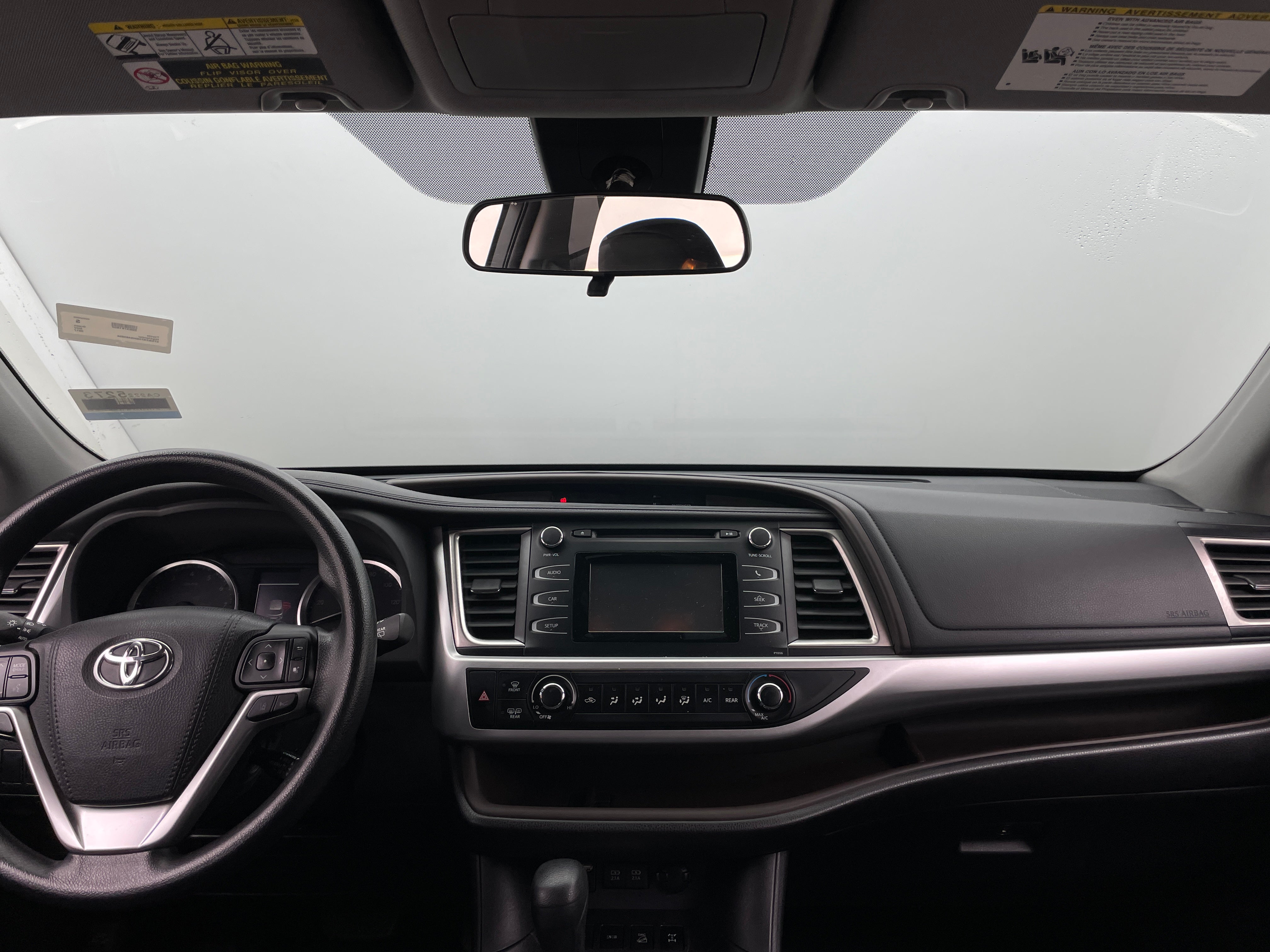 2017 Toyota Highlander LE 3