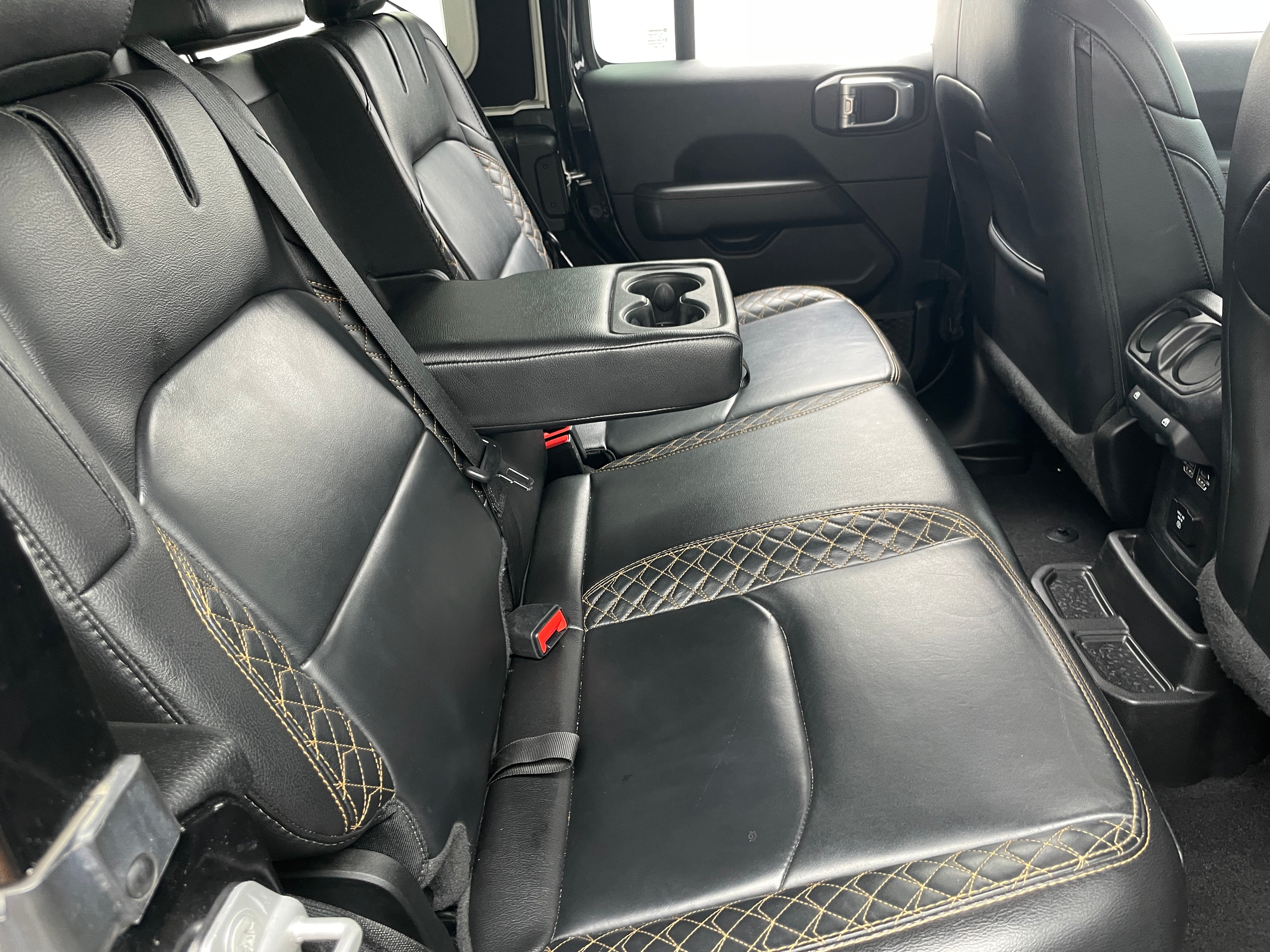 2021 Jeep Wrangler Unlimited Altitude 5