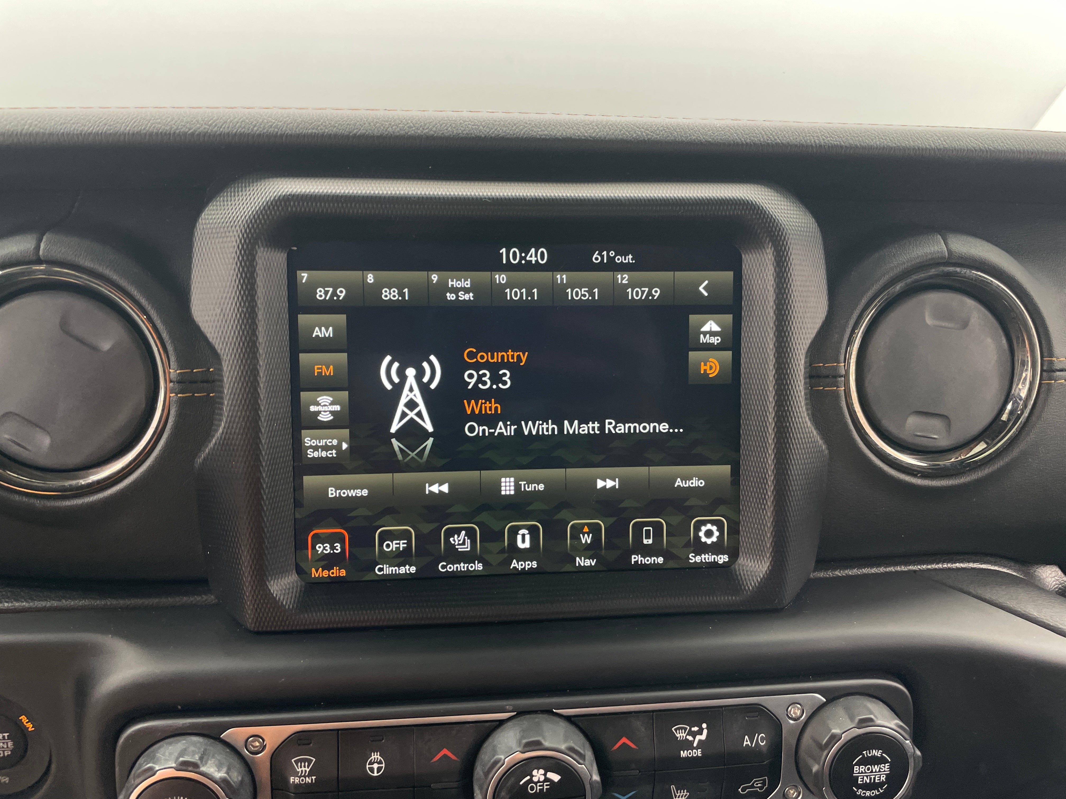 2021 Jeep Wrangler Unlimited Altitude 3