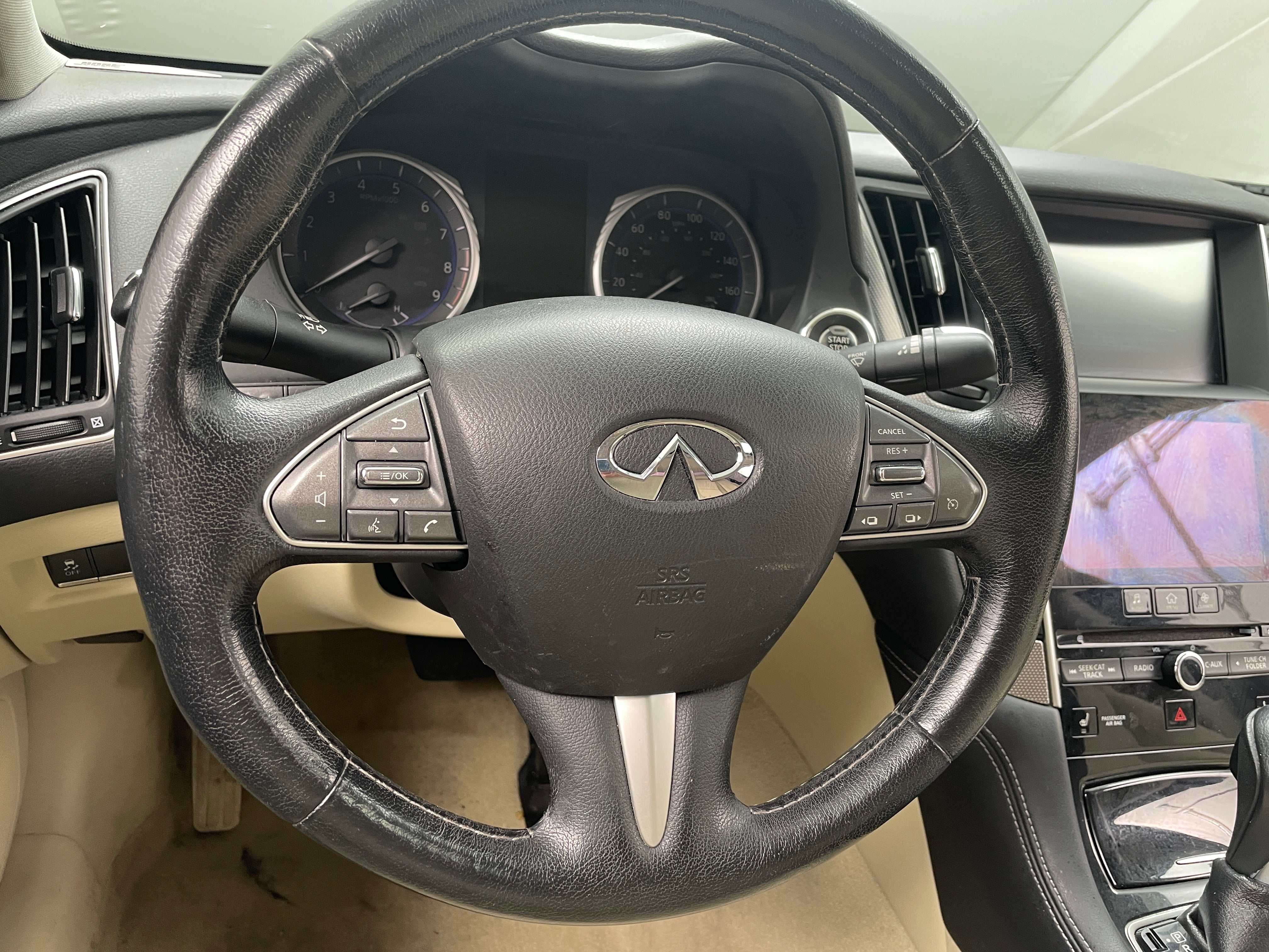 2015 INFINITI Q50 Premium 5