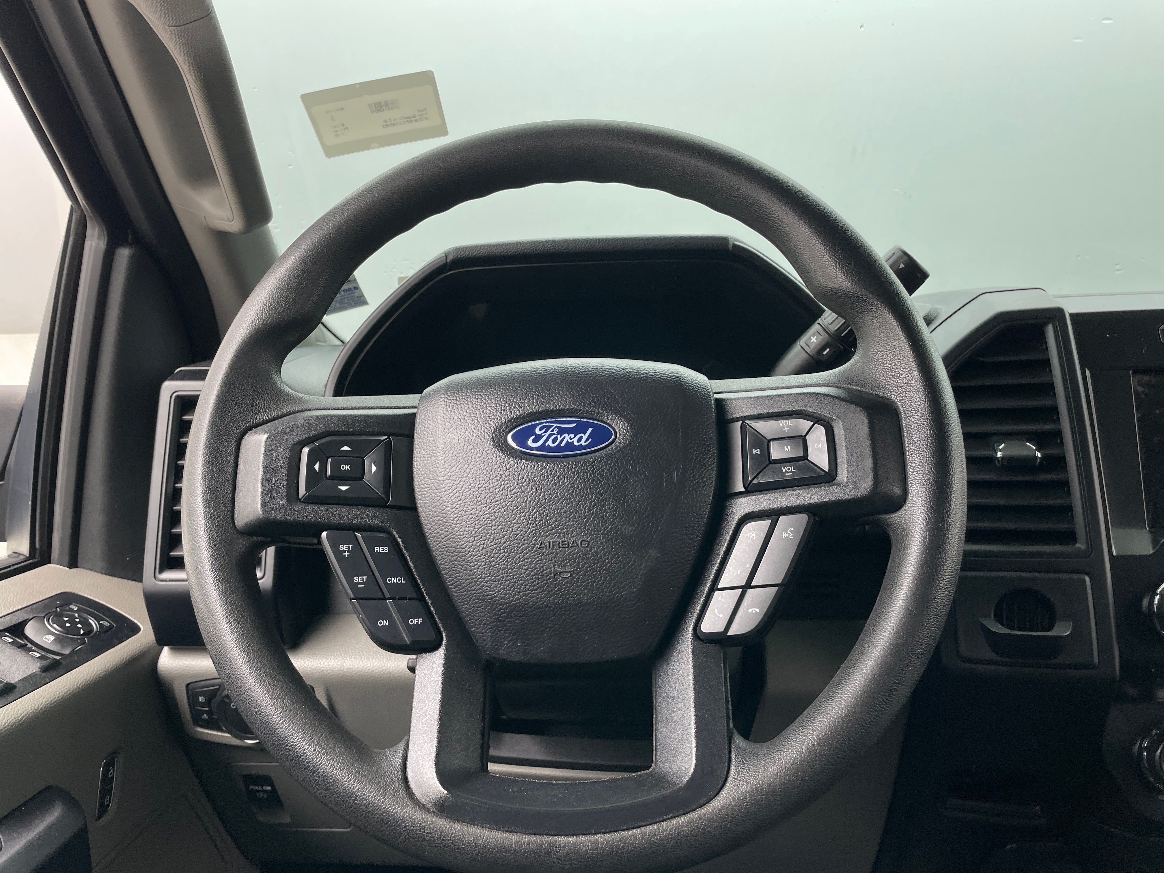 2020 Ford Econoline E-150 5