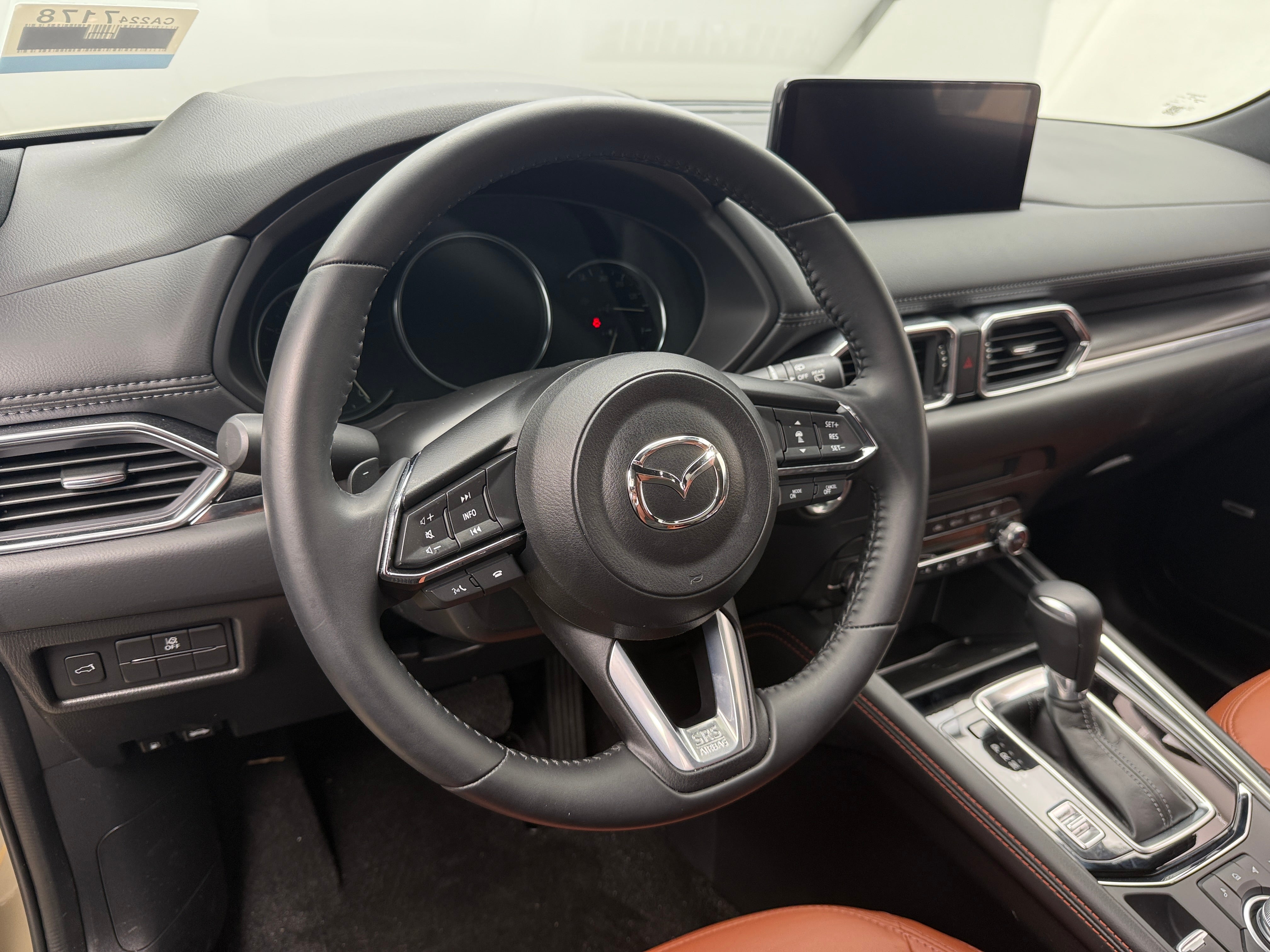 2024 Mazda CX-5 Carbon Turbo 4