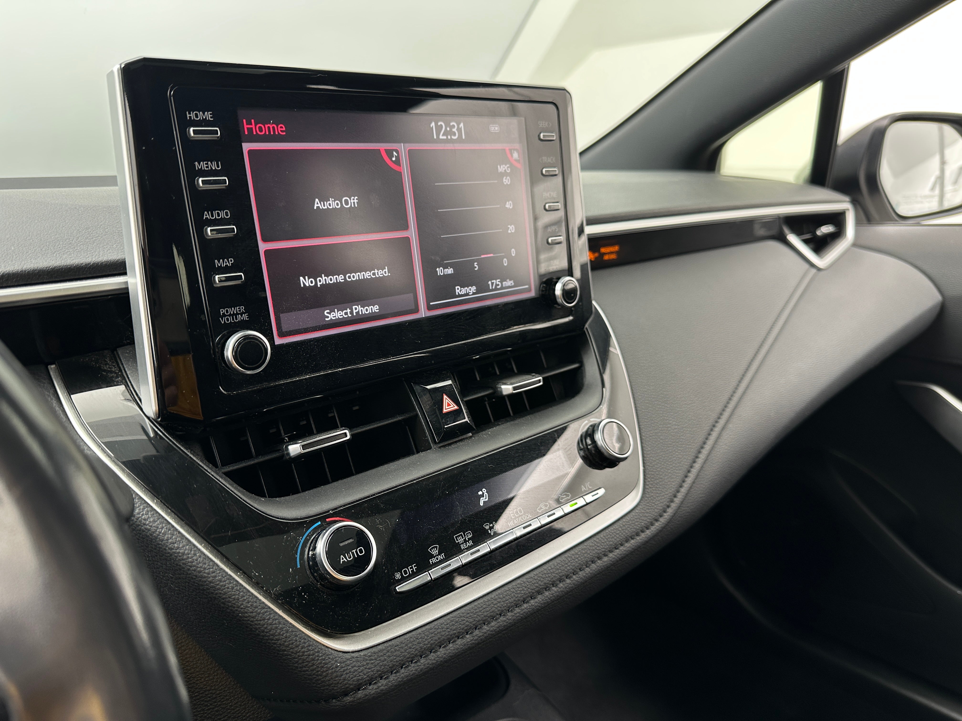 2020 Toyota Corolla SE 4
