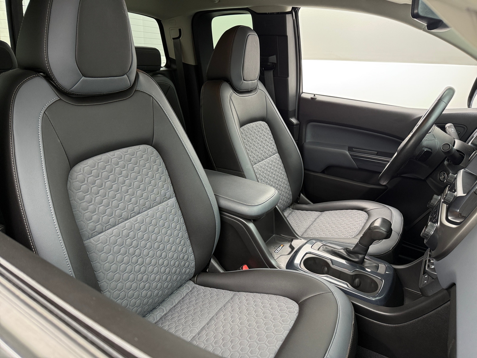 Thumbnail: 2019 Chevrolet Colorado - 2