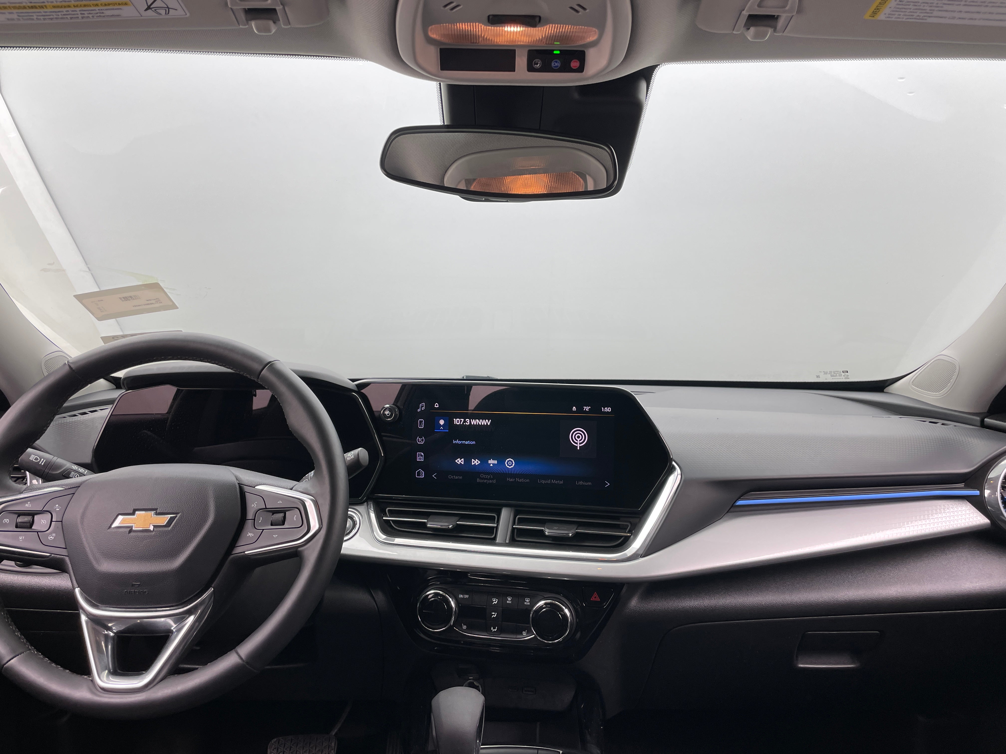 2024 Chevrolet Trax LT 3