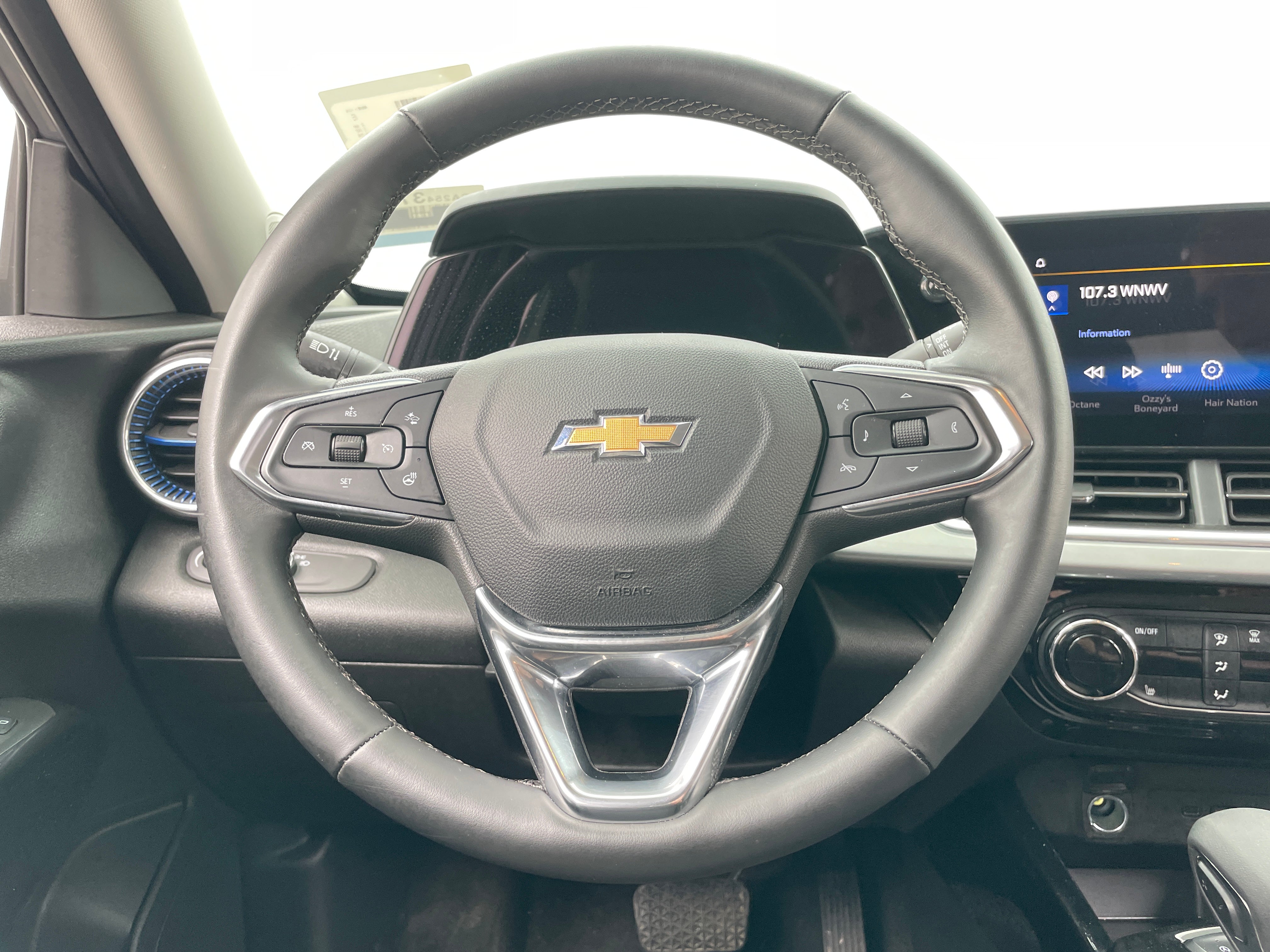 2024 Chevrolet Trax LT 5