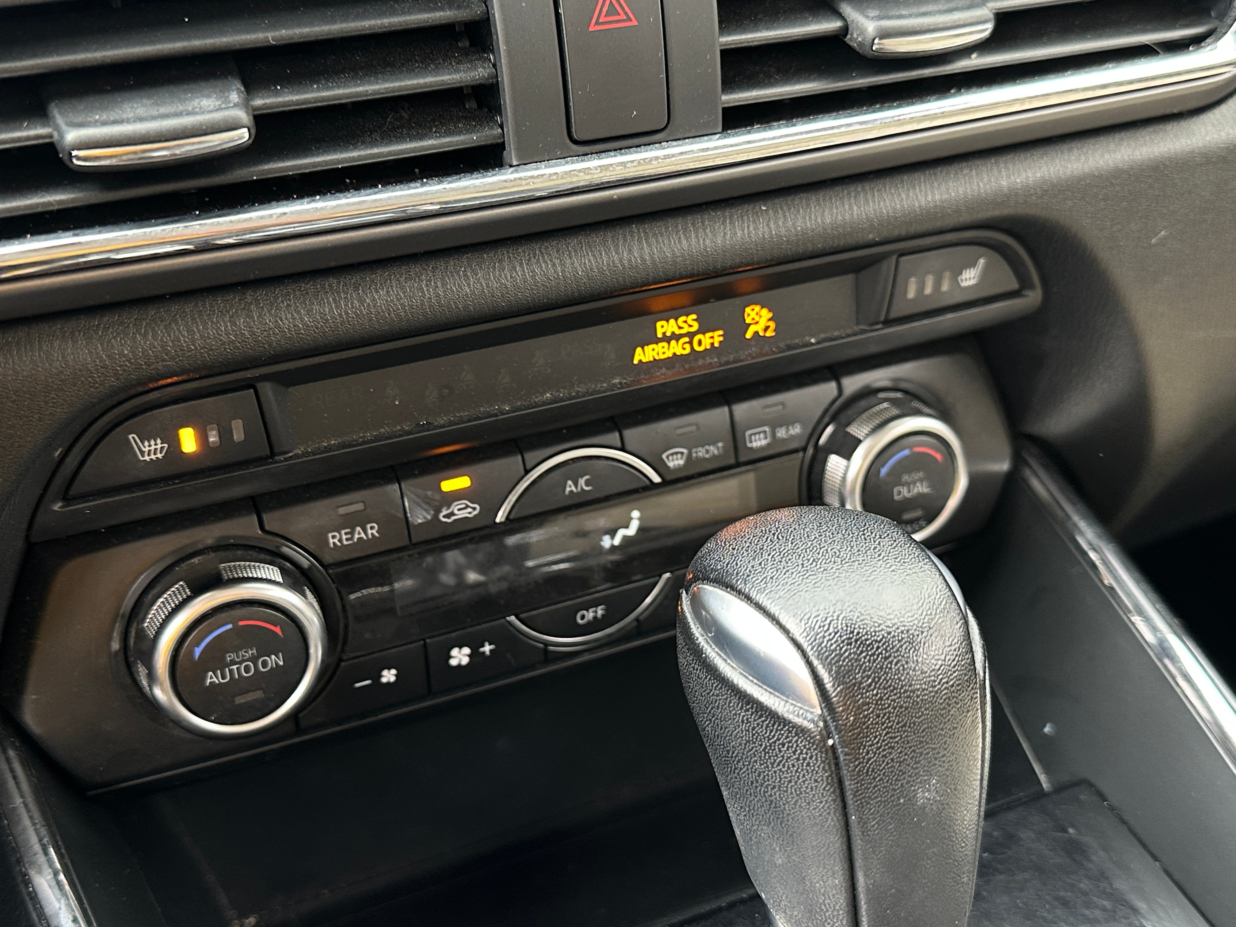 2018 Mazda CX-9 Touring 3