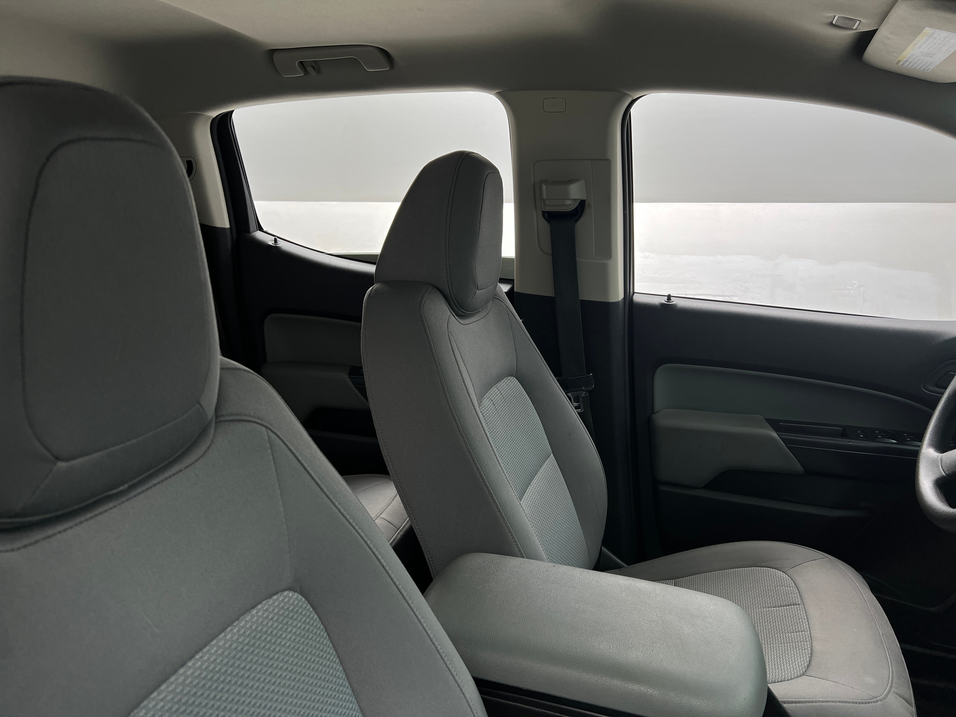 2016 Chevrolet Colorado Work Truck 2