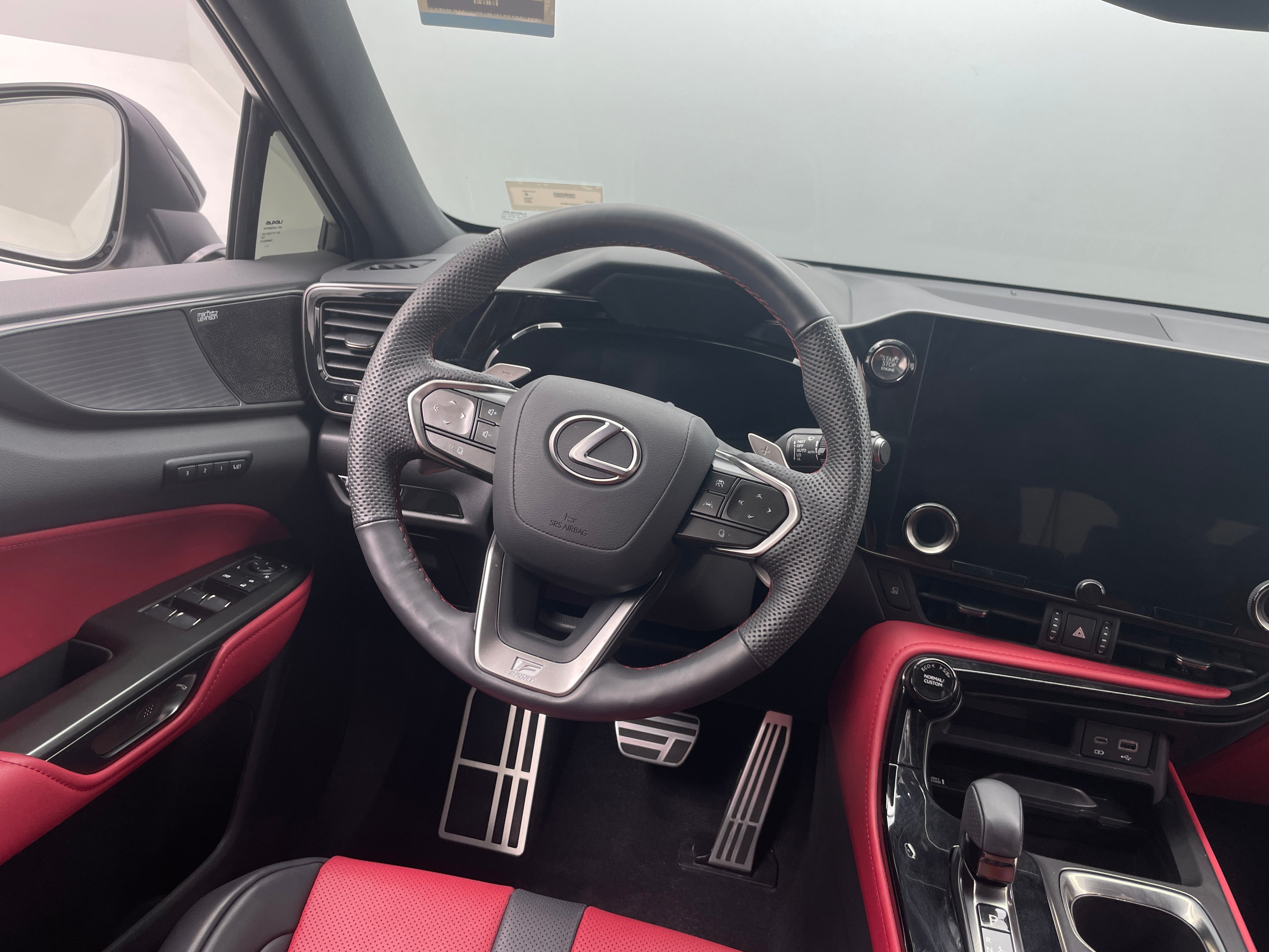 2025 Lexus NX  4