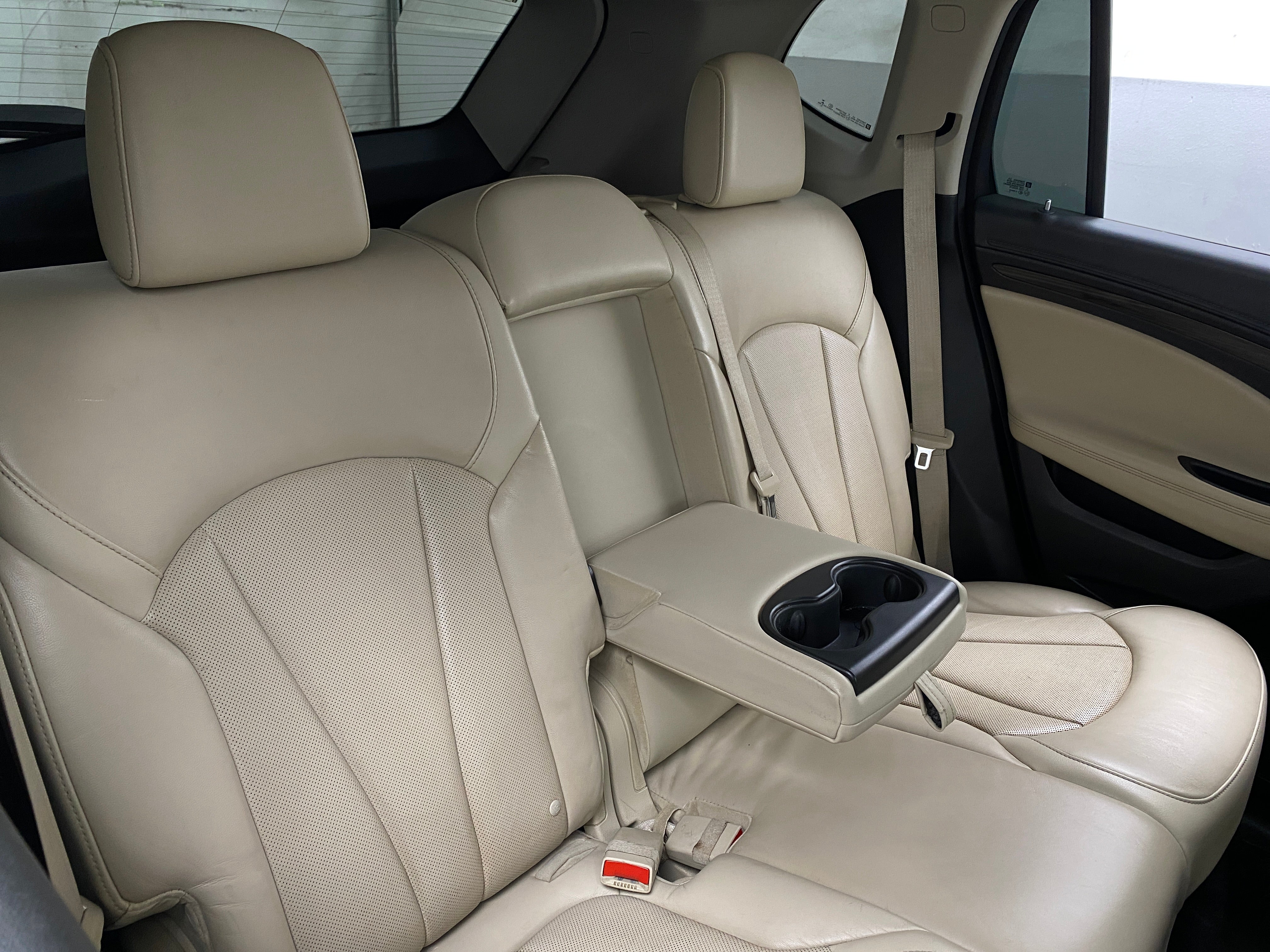 2020 Buick Envision Essence 5