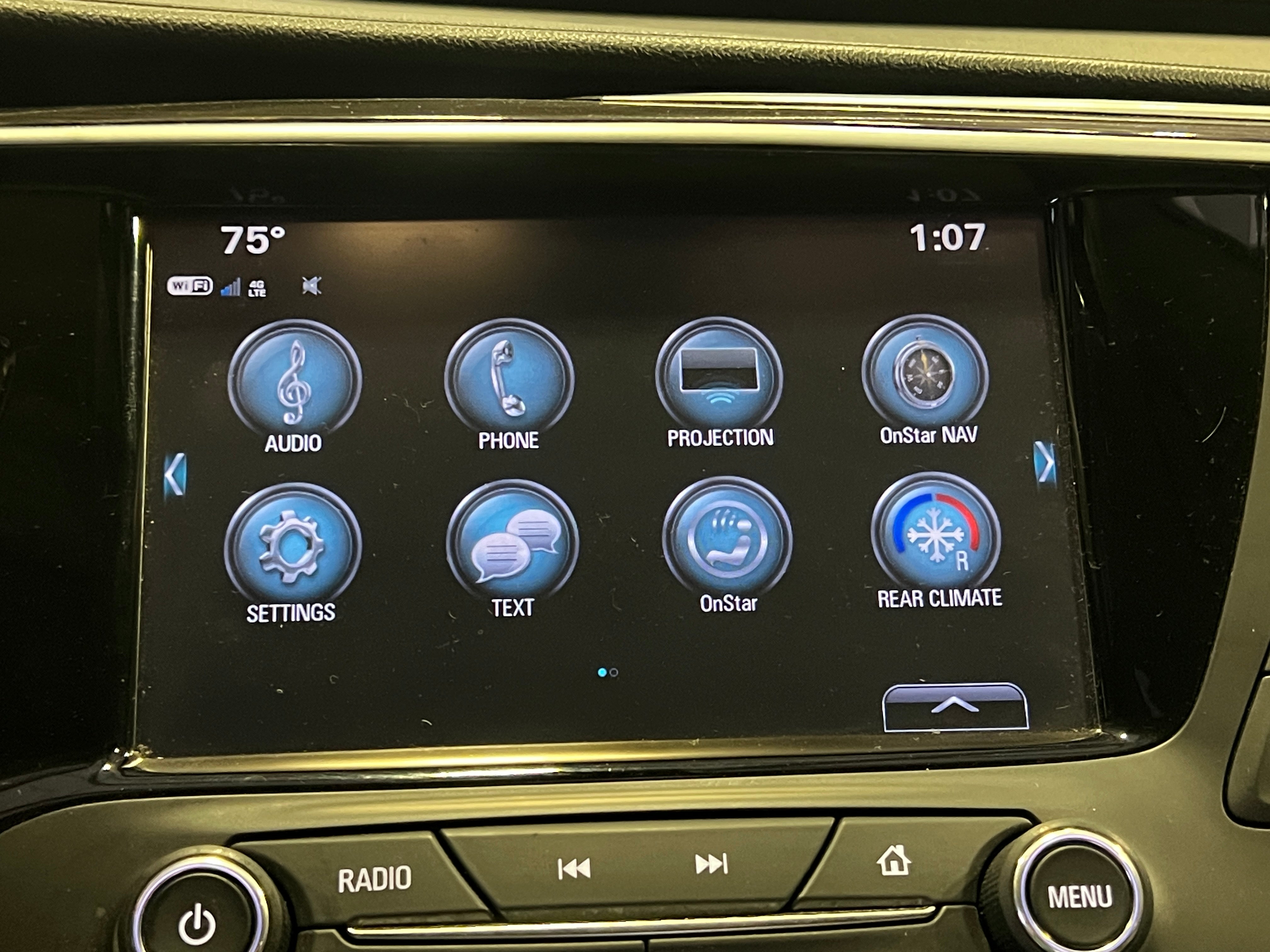 2020 Buick Envision Essence 3