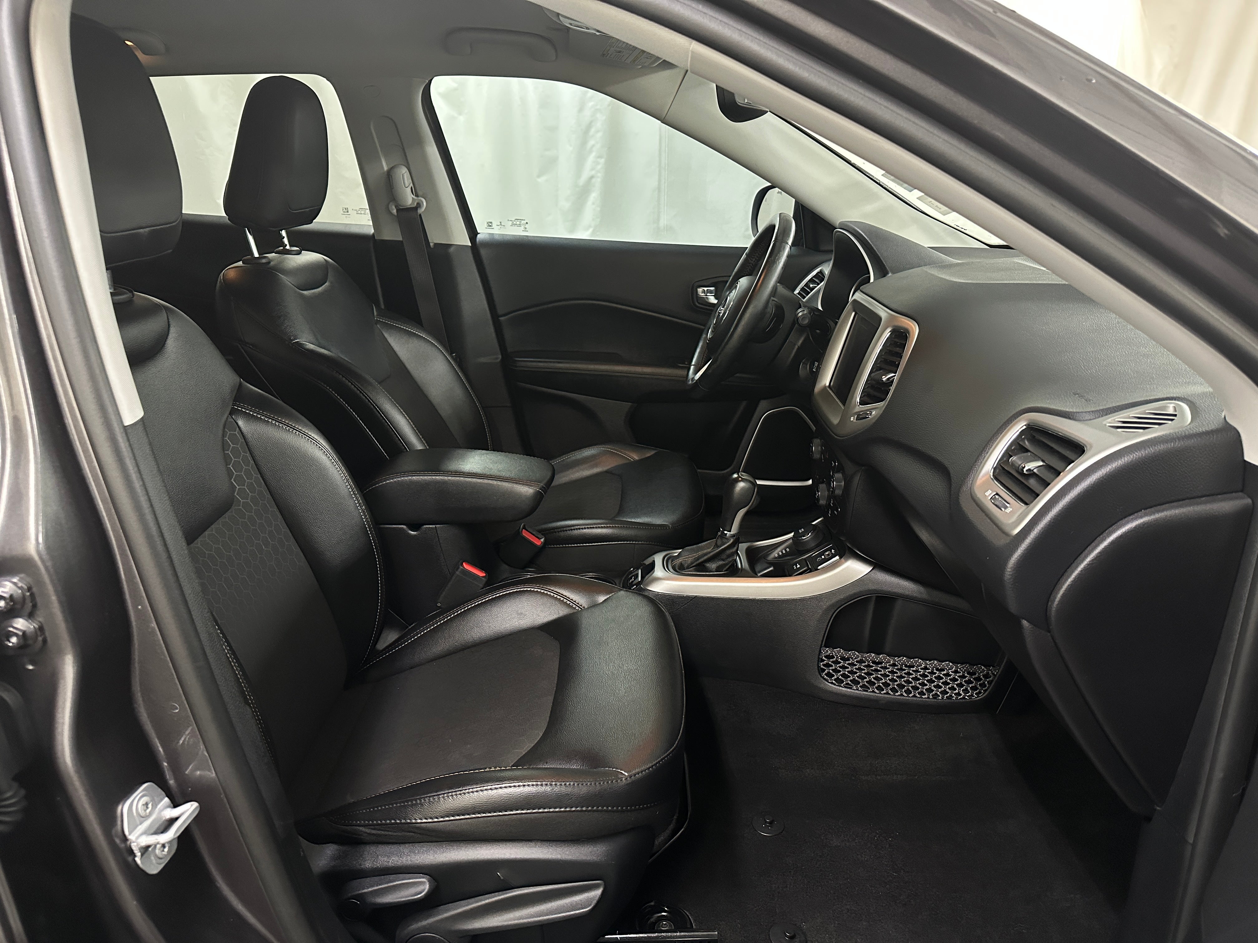 2019 Jeep Compass Latitude 2