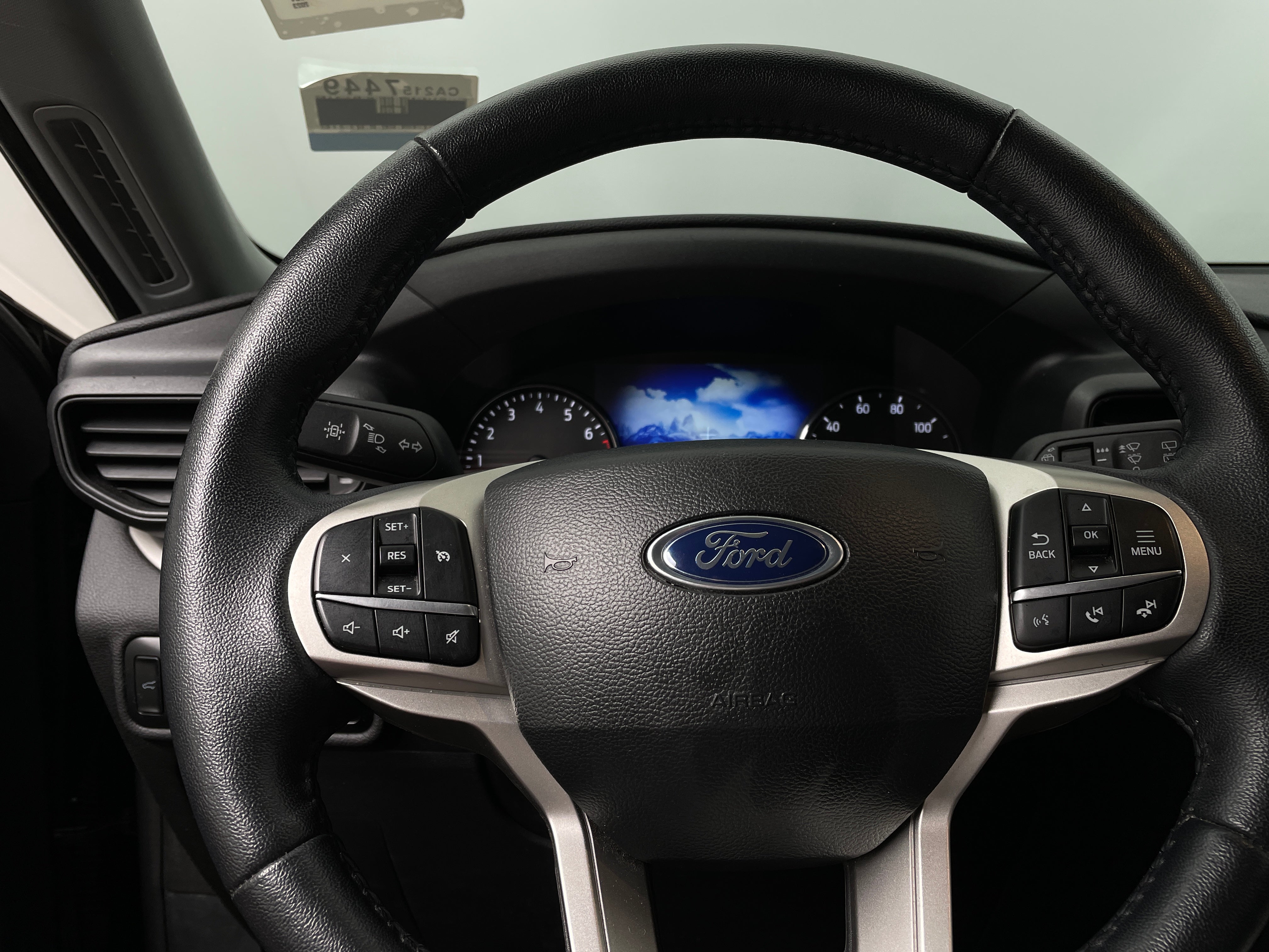 2023 Ford Explorer XLT 5