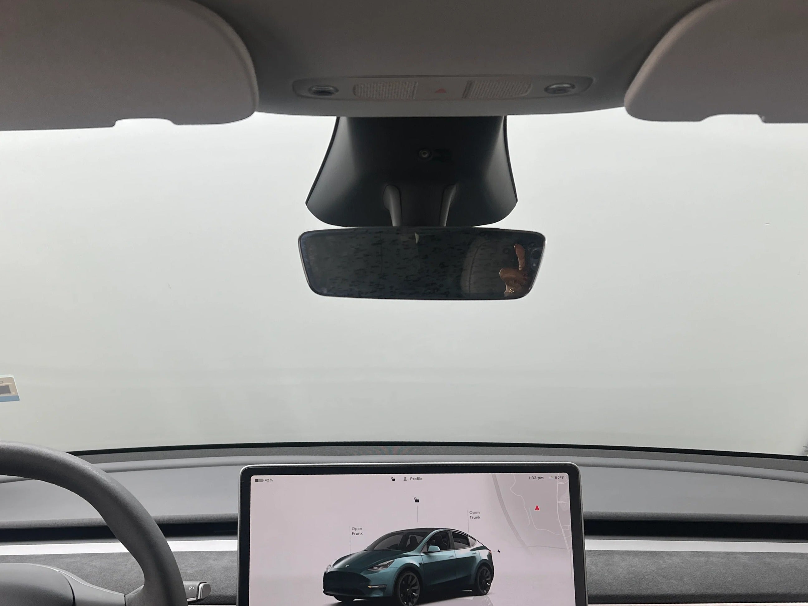 2024 Tesla Model Y Standard Range 2