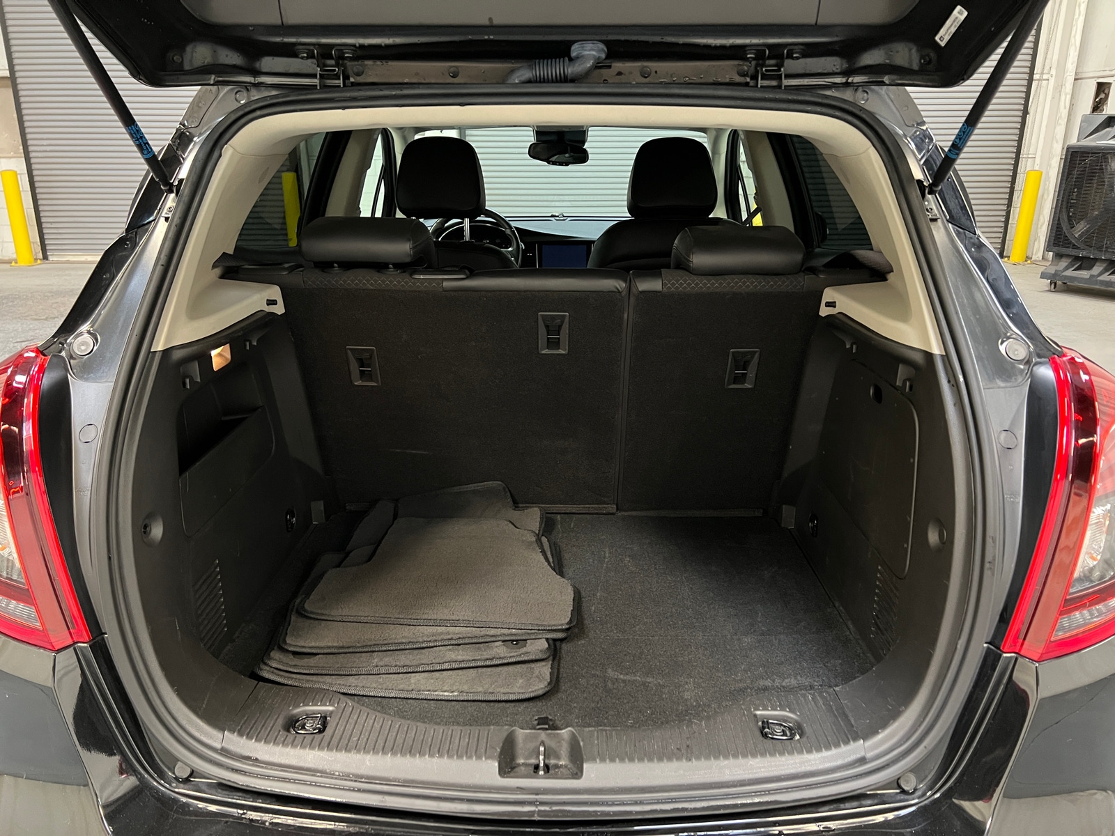 Thumbnail: 2019 Buick Encore - 7